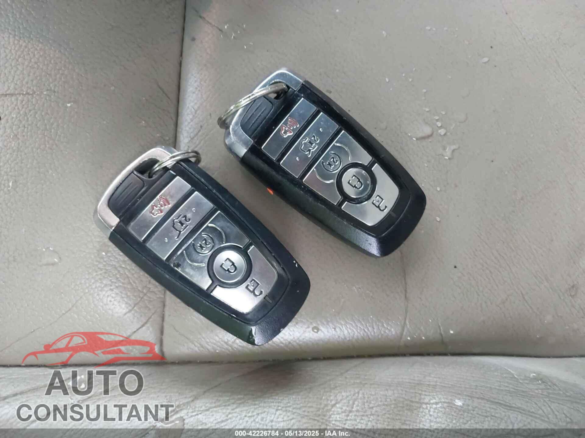 FORD EXPLORER 2018 - 1FM5K8DHXJGB02893