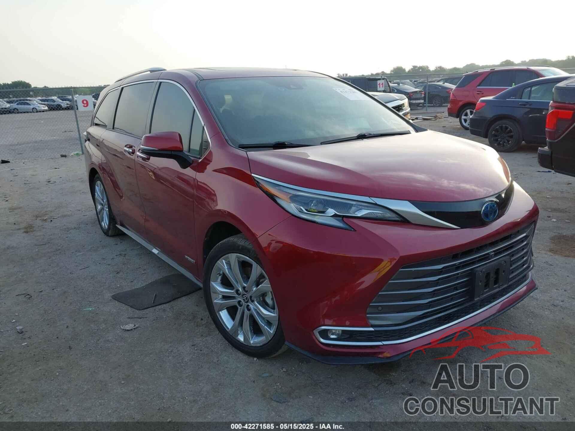 TOYOTA SIENNA 2021 - 5TDERKECXMS056234
