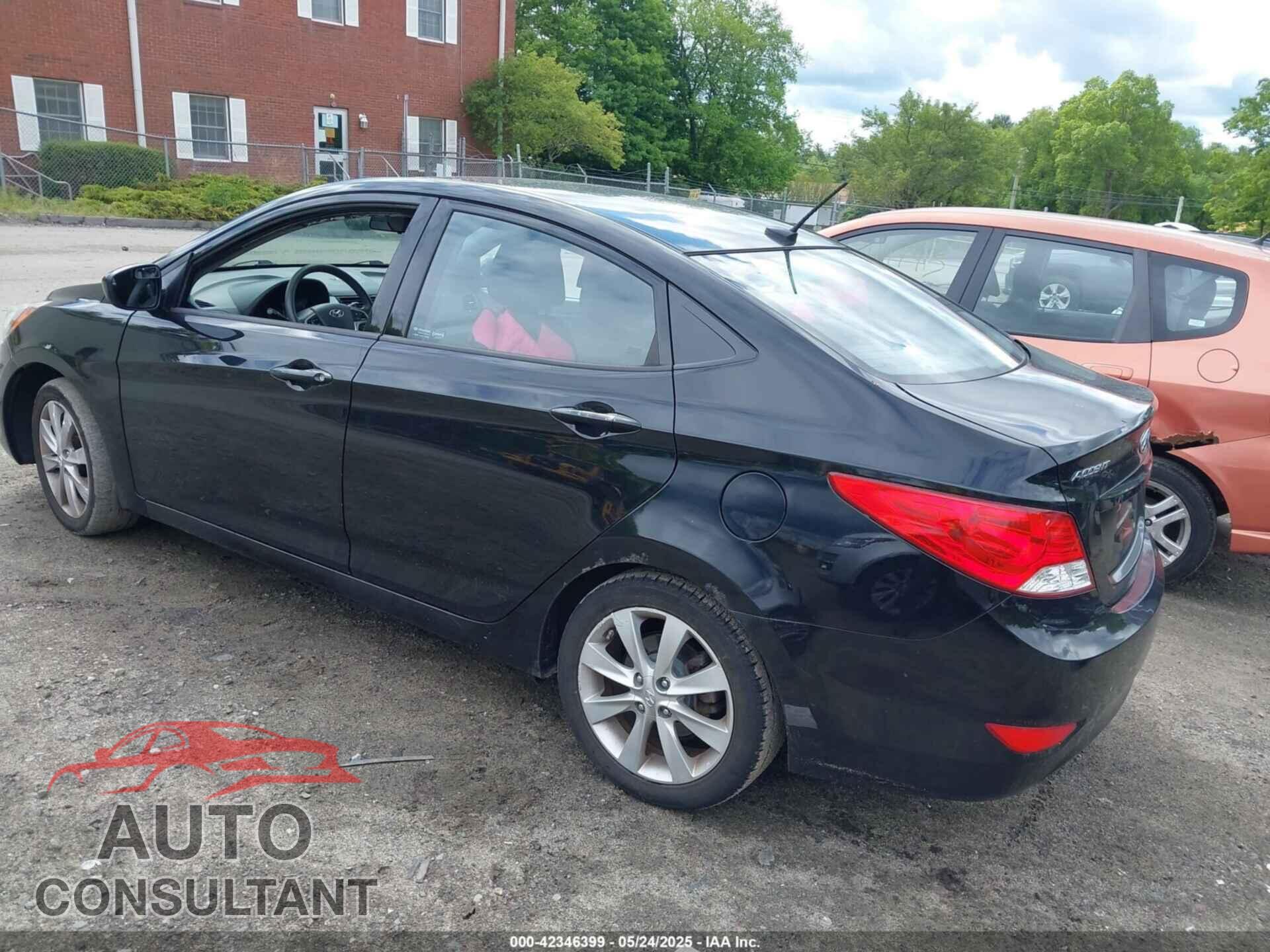 HYUNDAI ACCENT 2012 - KMHCU4AE8CU236097
