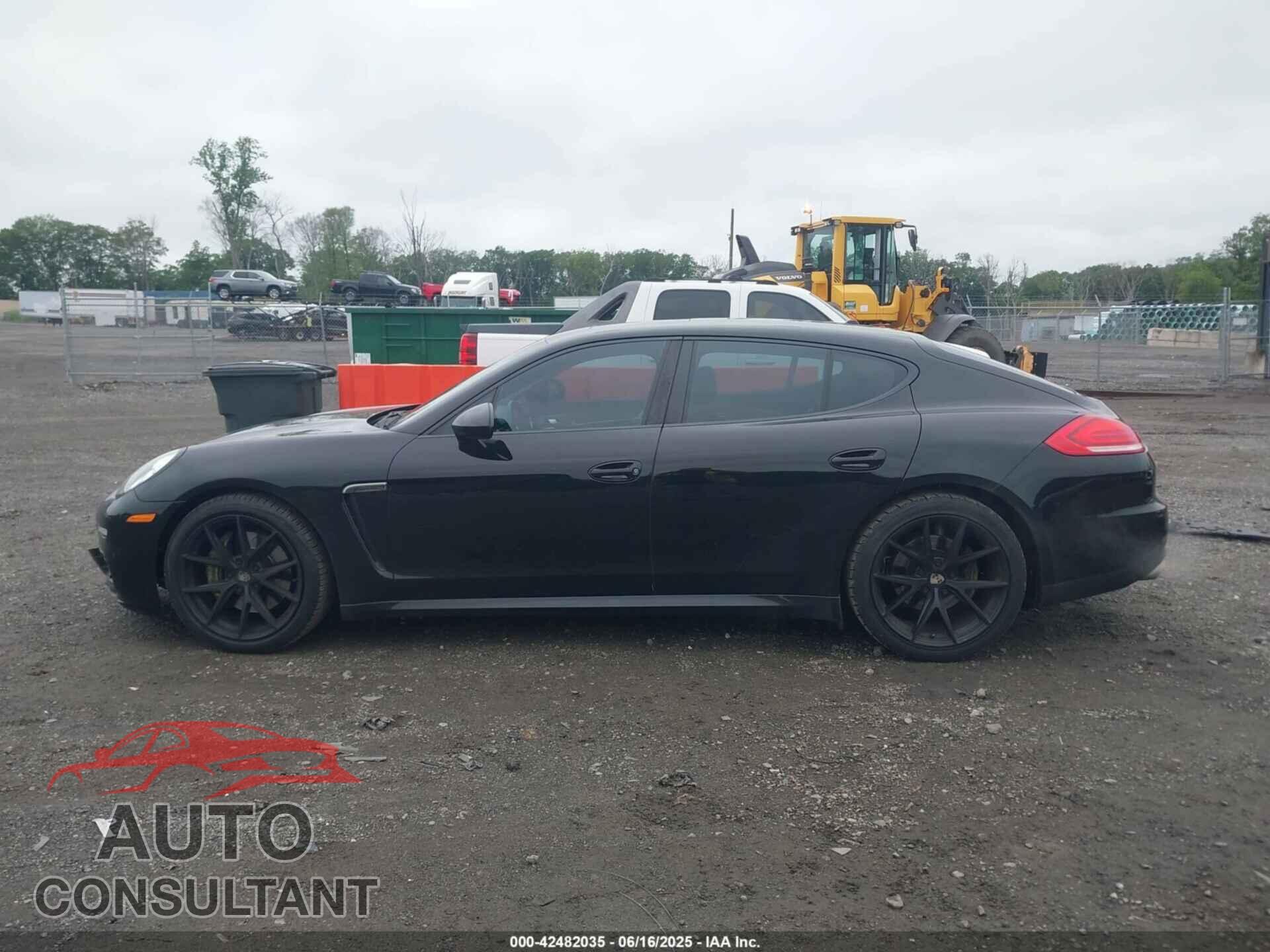 PORSCHE PANAMERA 2014 - WP0AA2A77EL009146