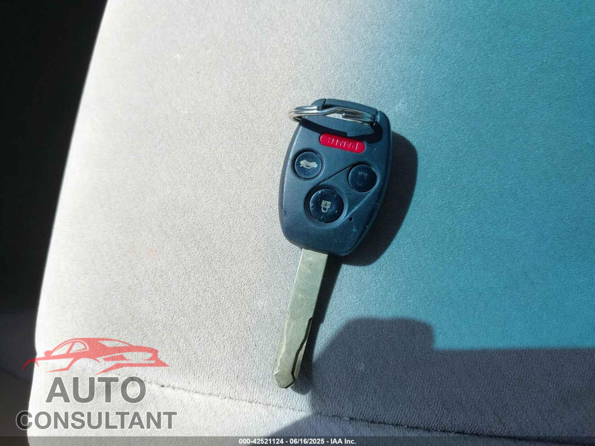 HONDA CIVIC 2009 - 19XFA16599E018159