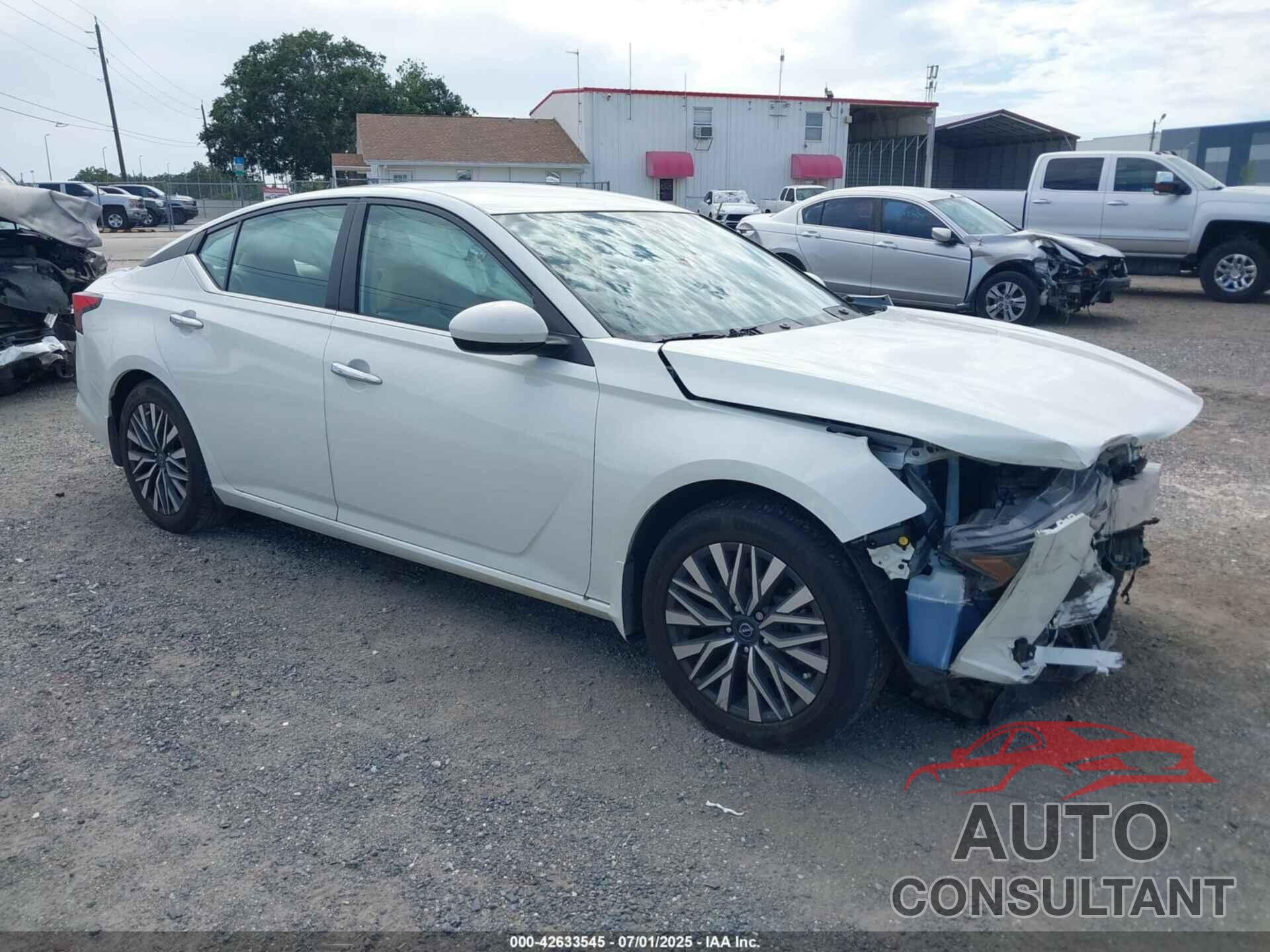 NISSAN ALTIMA 2023 - 1N4BL4DV4PN365412