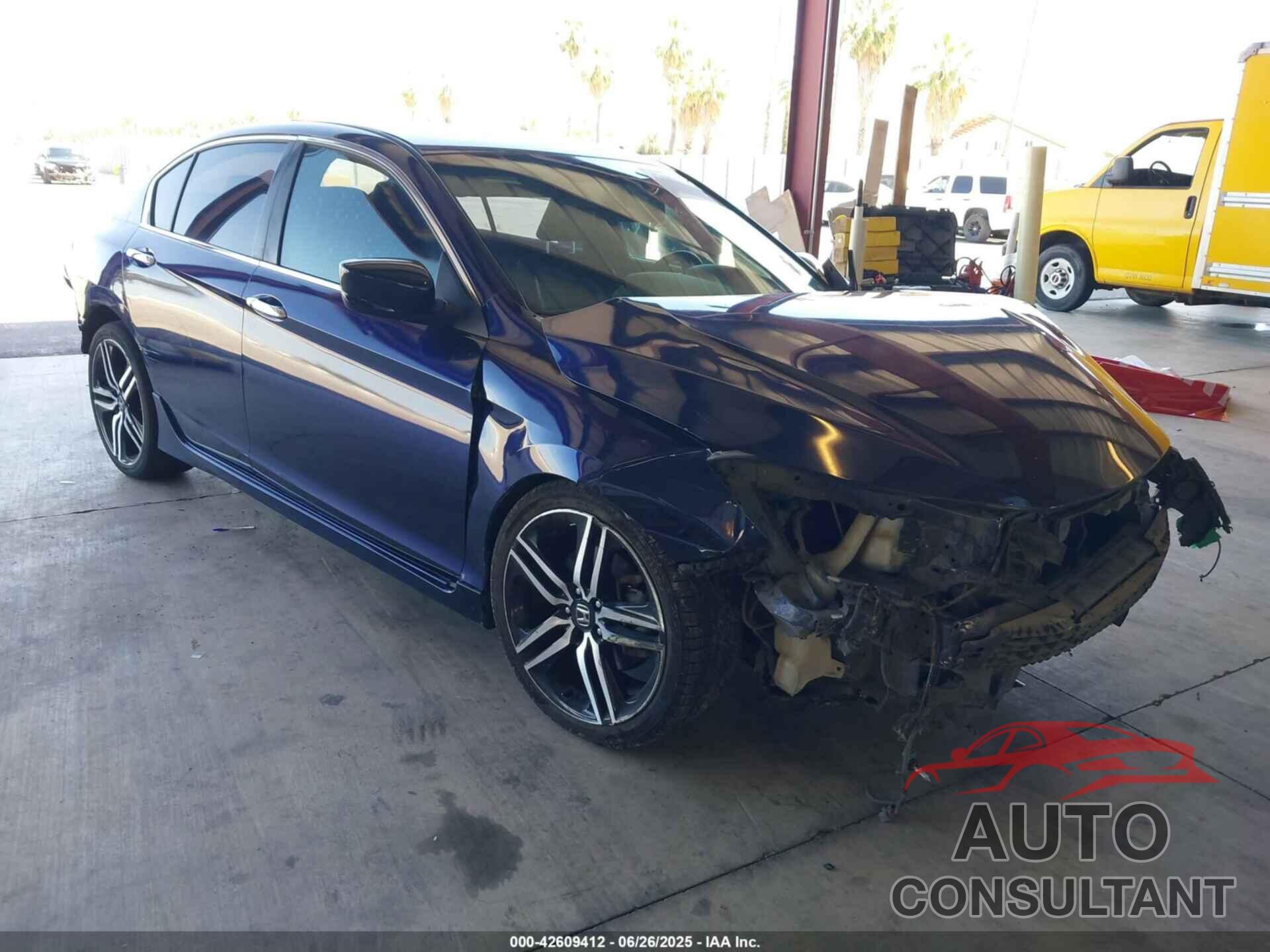 HONDA ACCORD 2017 - 1HGCR2F55HA210005
