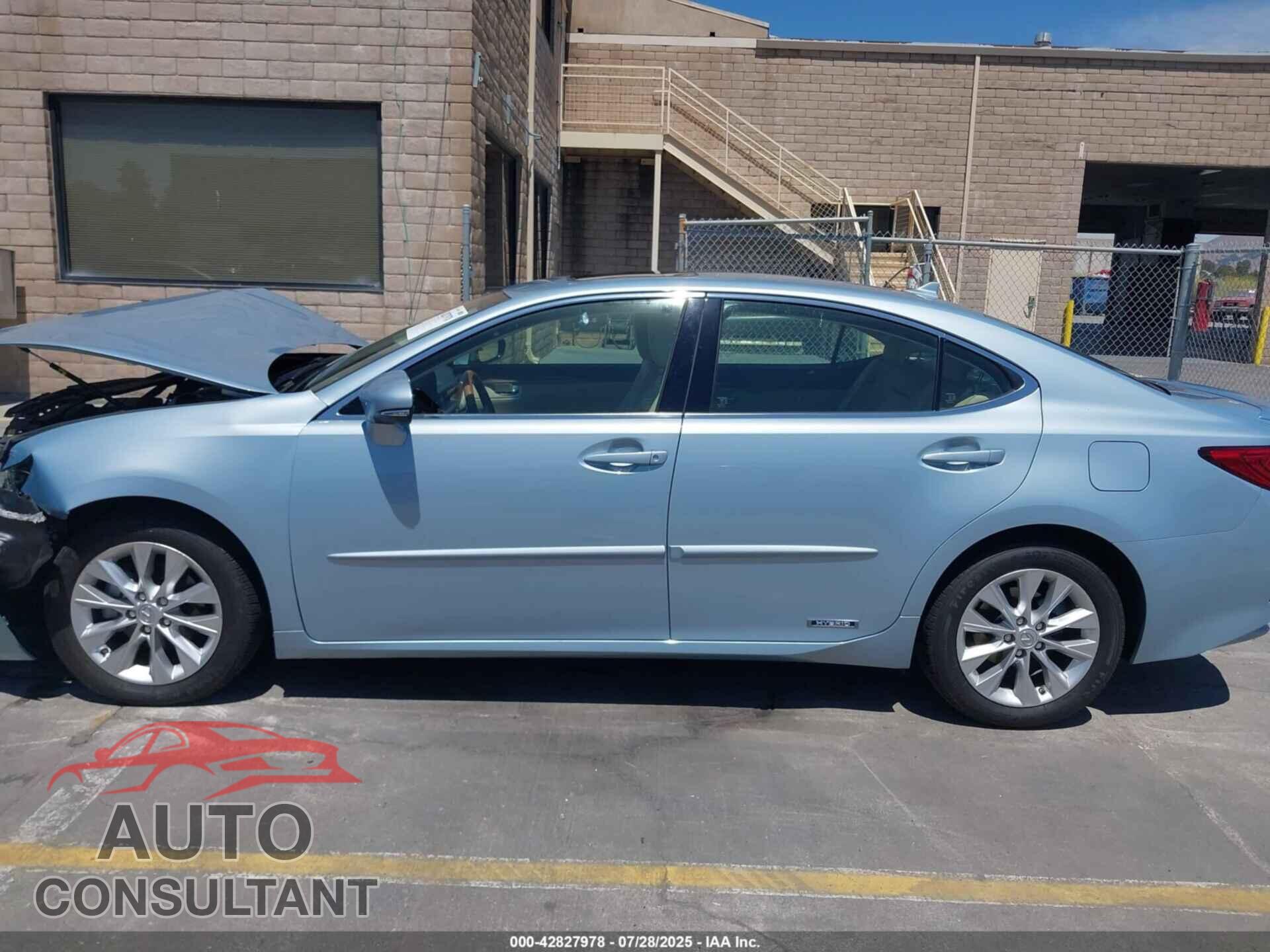 LEXUS ES 300H 2014 - JTHBW1GG4E2063399