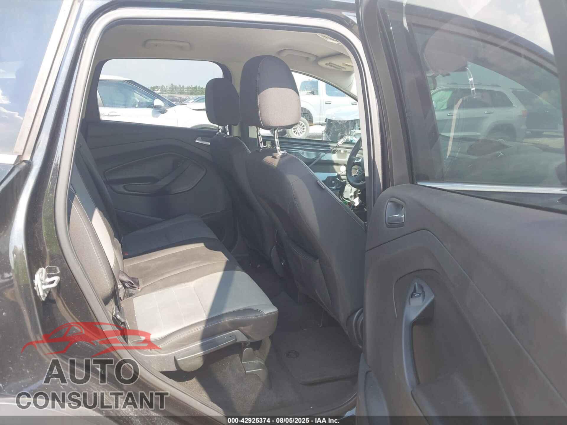 FORD ESCAPE 2014 - 1FMCU0GX2EUB96605