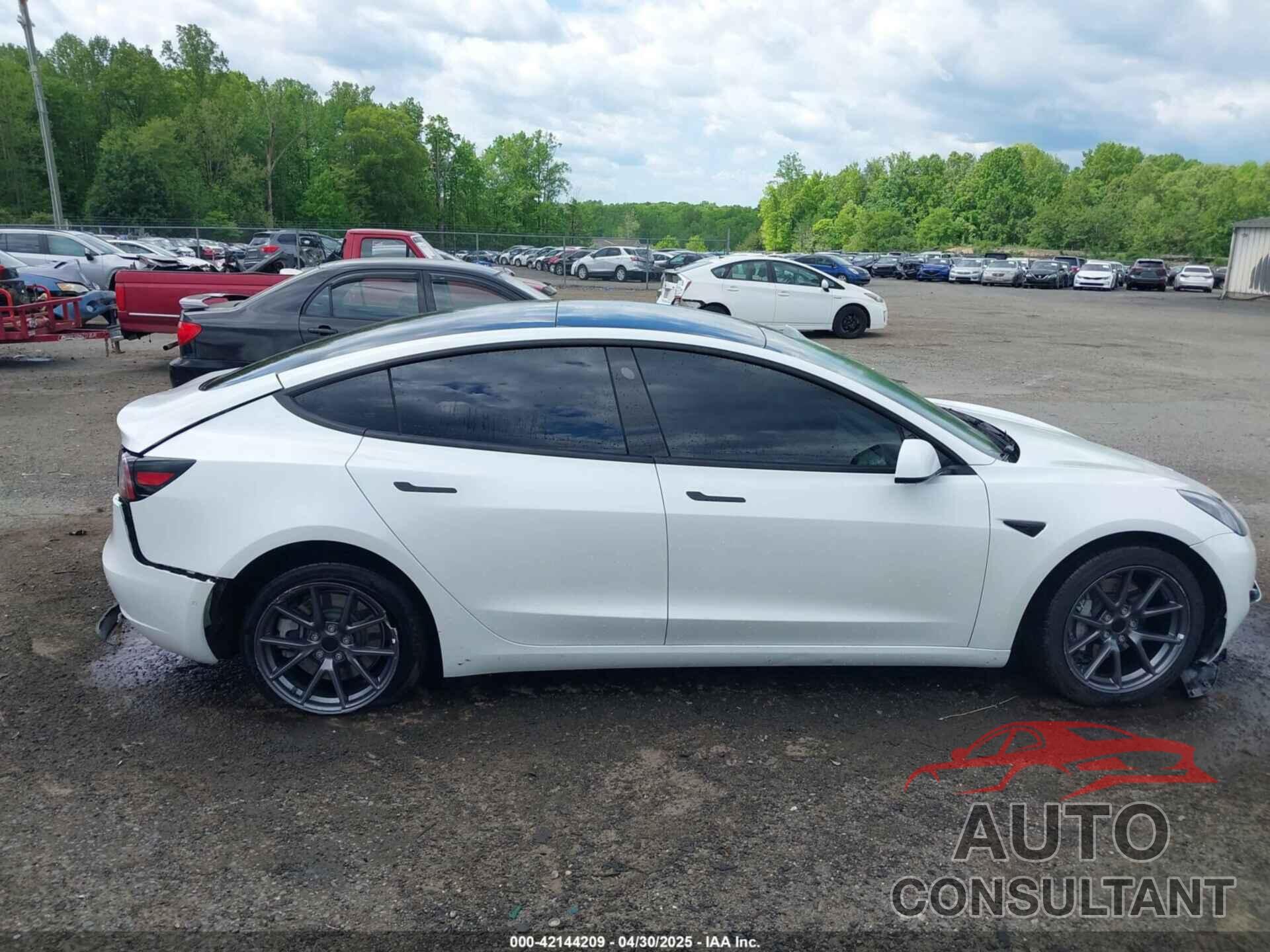 TESLA MODEL 3 2022 - 5YJ3E1EB7NF230514