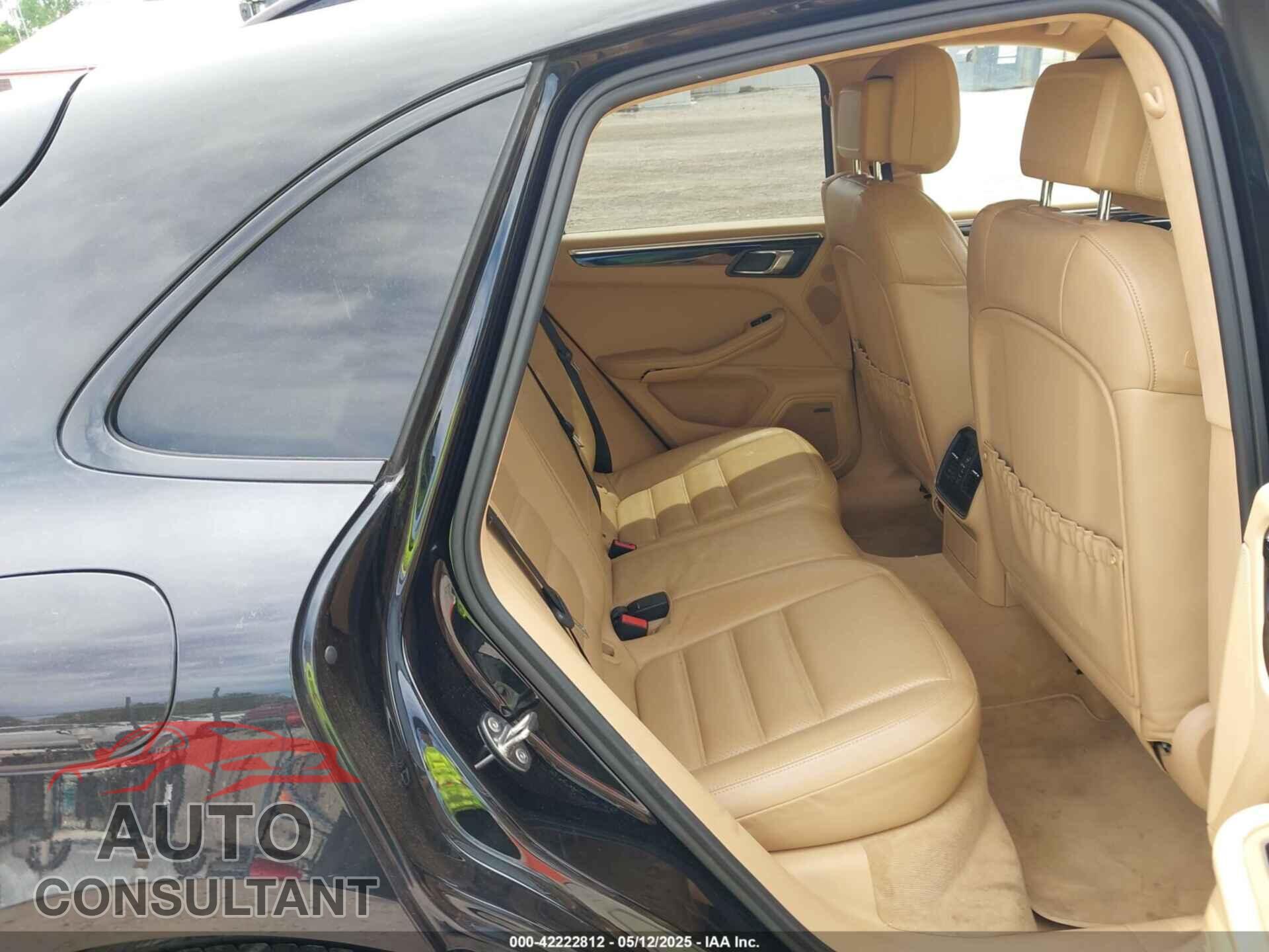 PORSCHE MACAN 2016 - WP1AF2A53GLB90750