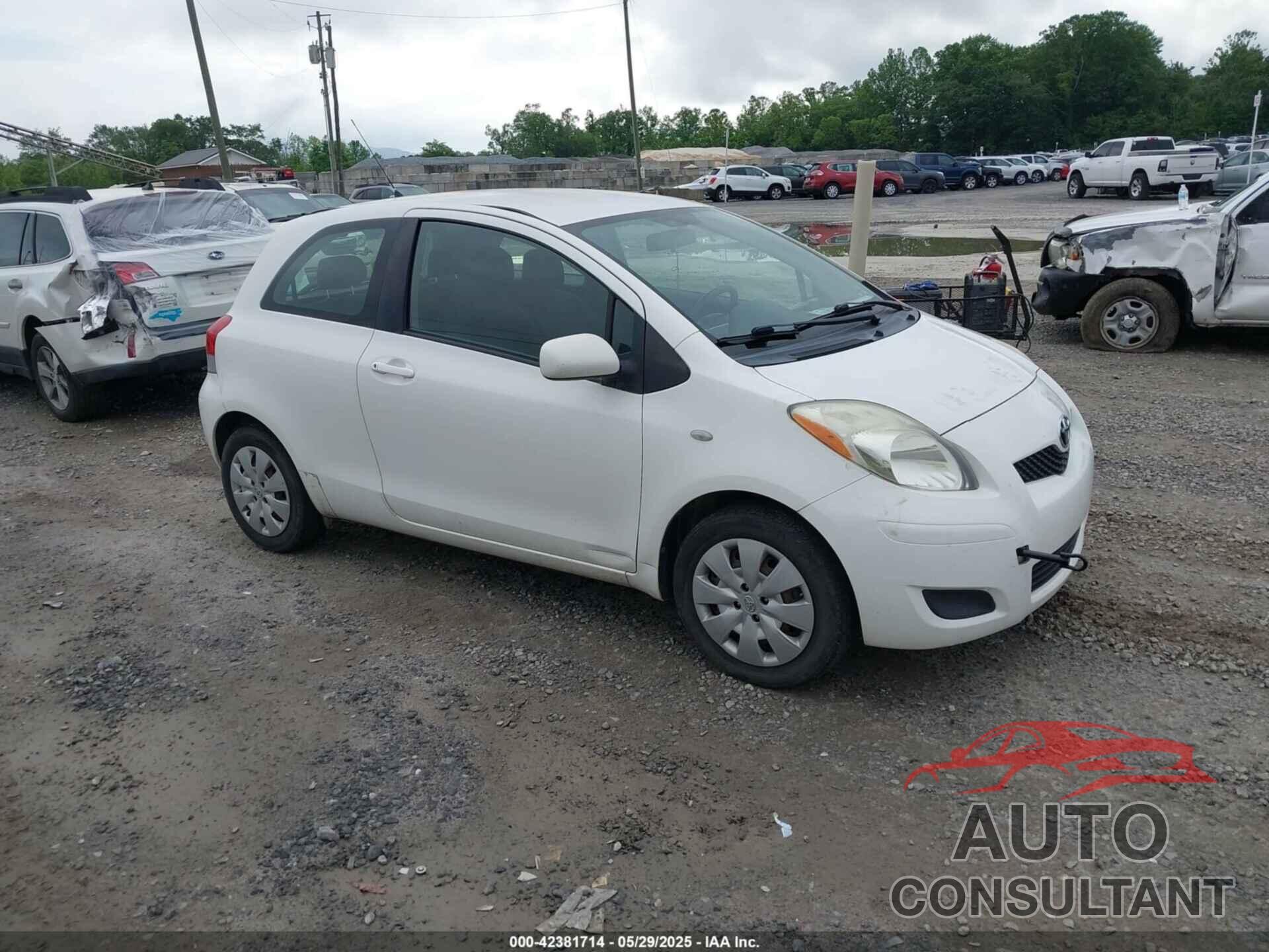 TOYOTA YARIS 2009 - JTDJT903X95262487