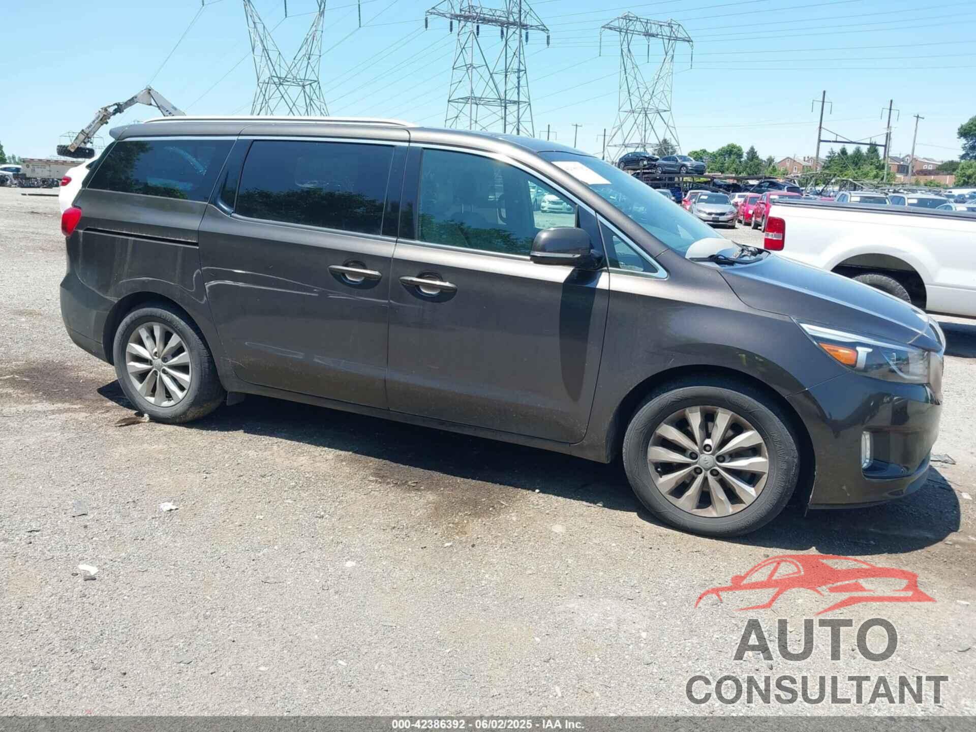 KIA SEDONA 2016 - KNDMC5C18G6137530
