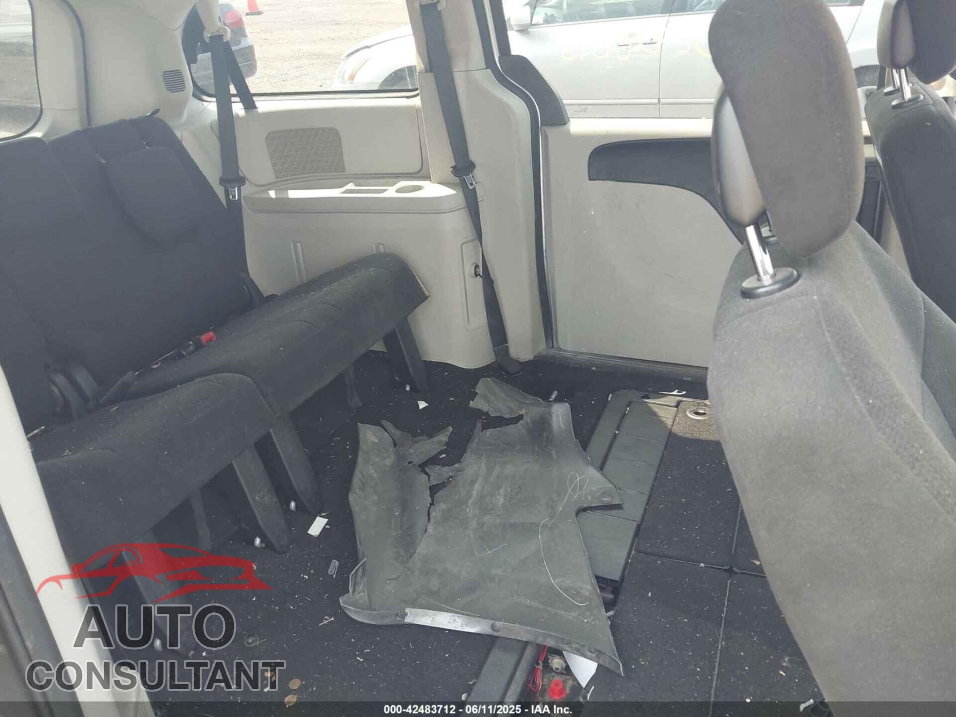 DODGE GRAND CARAVAN 2011 - 2D4RN4DG5BR694087