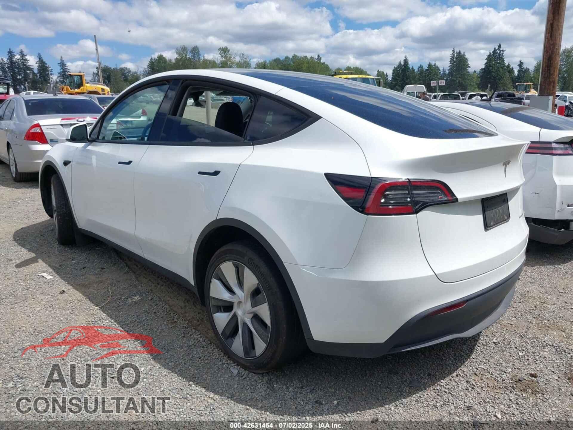 TESLA MODEL Y 2023 - 7SAYGDEE4PF836824
