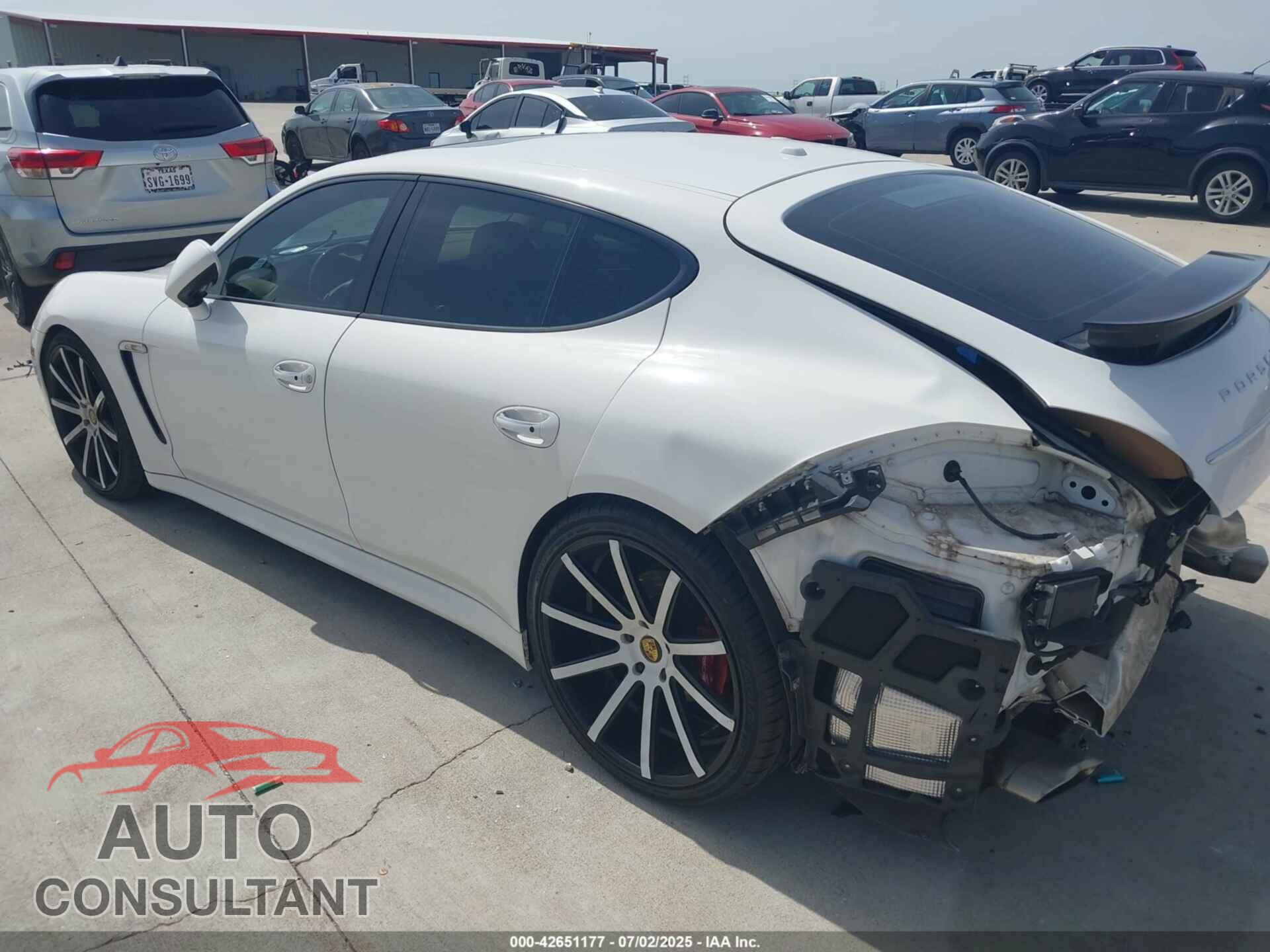 PORSCHE PANAMERA 2012 - WP0AA2A72CL070210