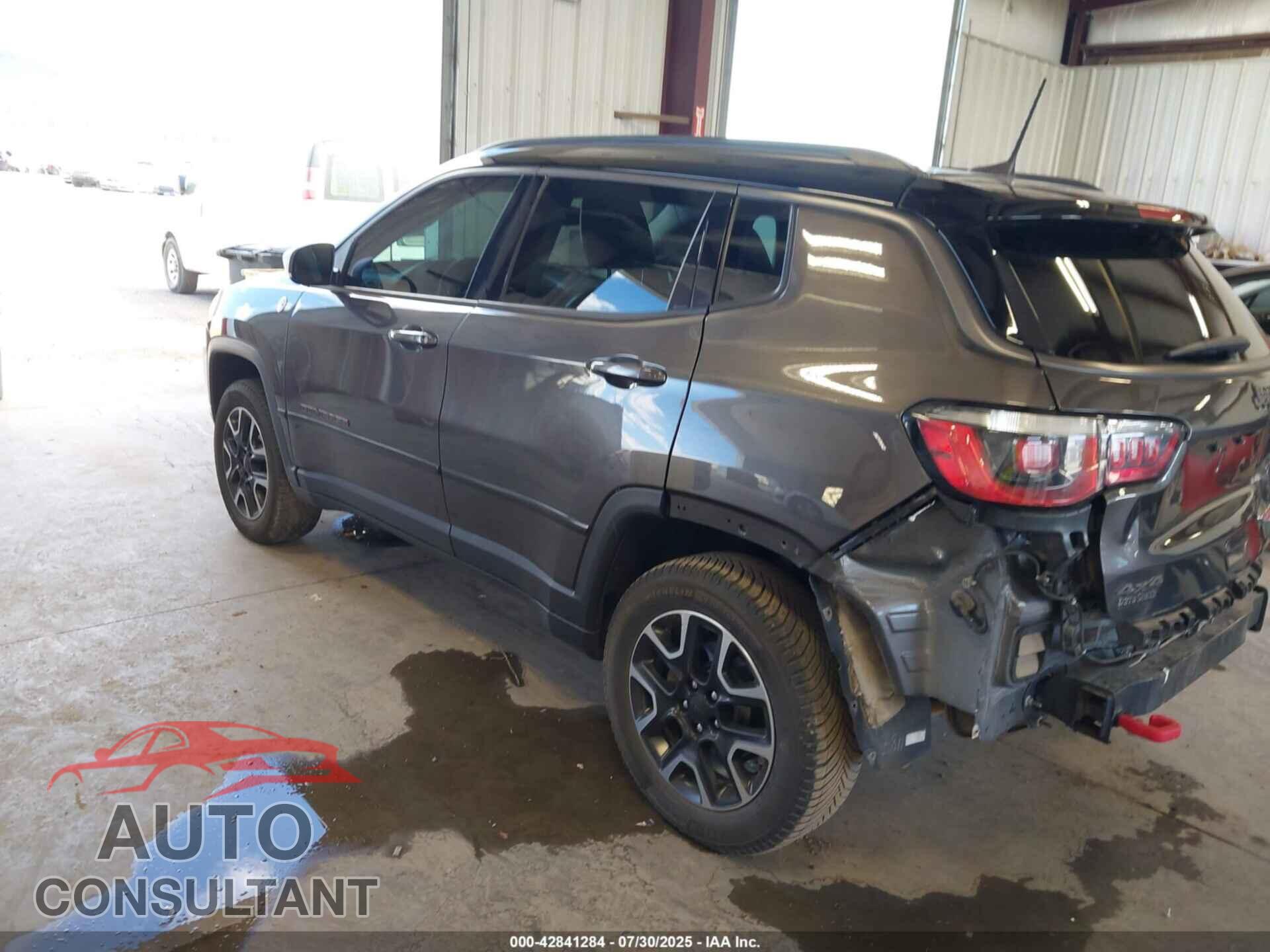 JEEP COMPASS 2019 - 3C4NJDDB1KT690336