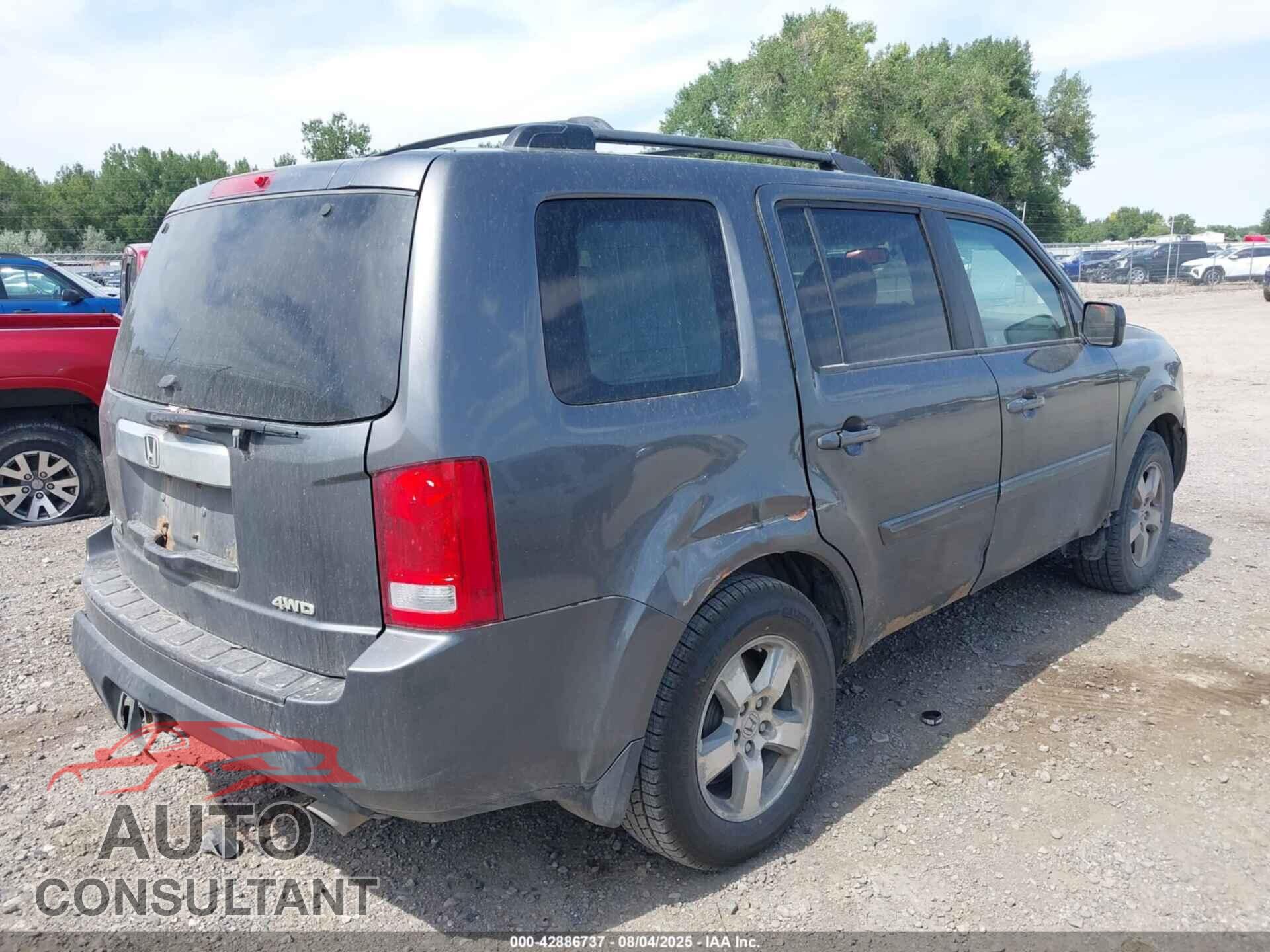 HONDA PILOT 2011 - 5FNYF4H77BB013018