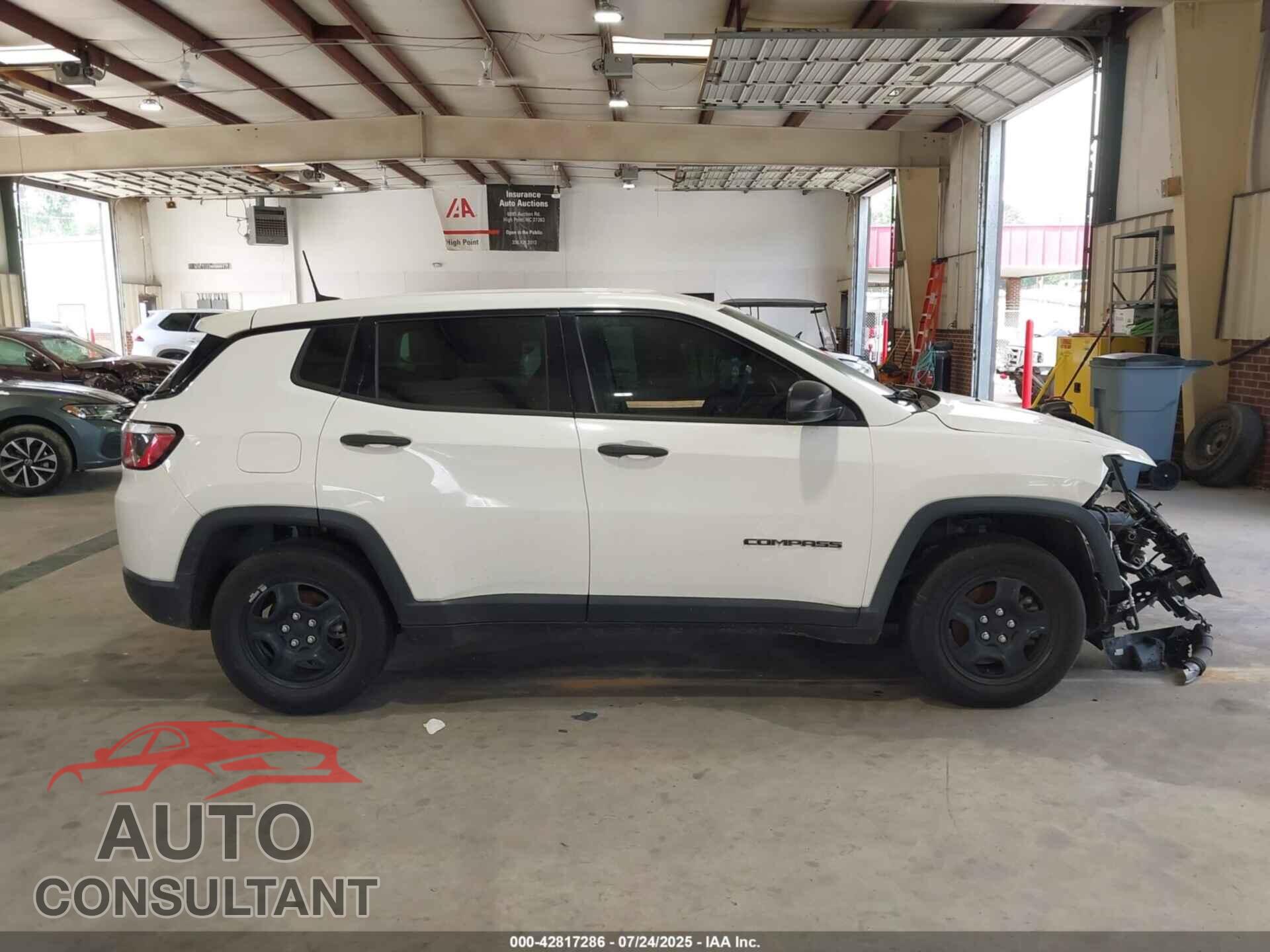 JEEP COMPASS 2020 - 3C4NJCAB5LT158653