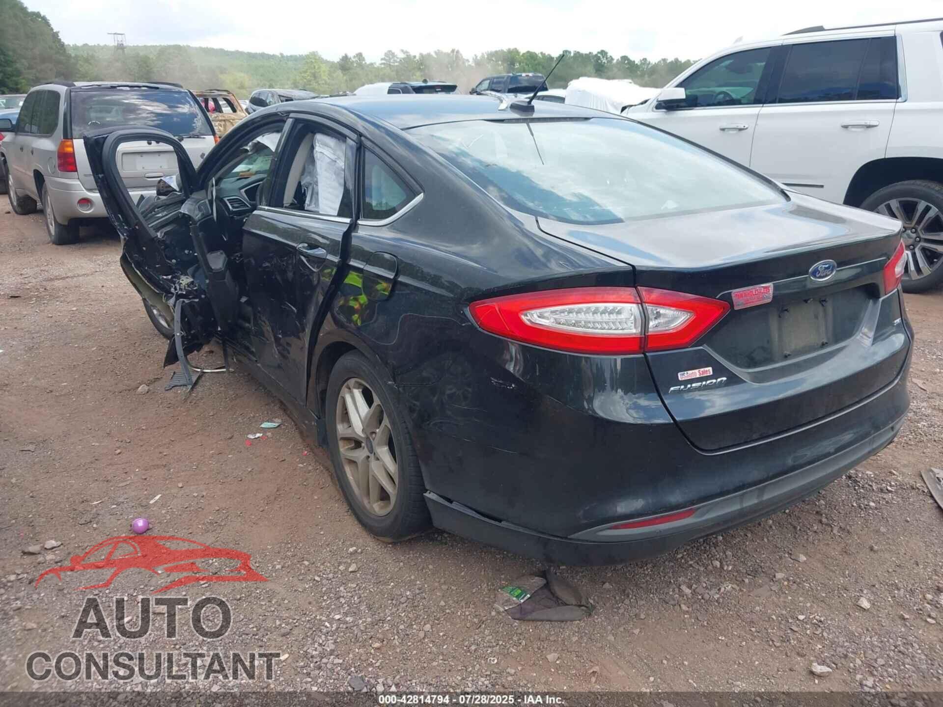 FORD FUSION 2015 - 1FA6P0H74F5125401