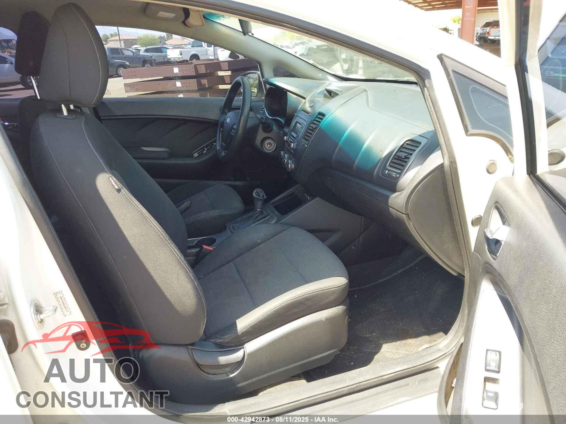 KIA FORTE 2014 - KNAFX4A62E5098133
