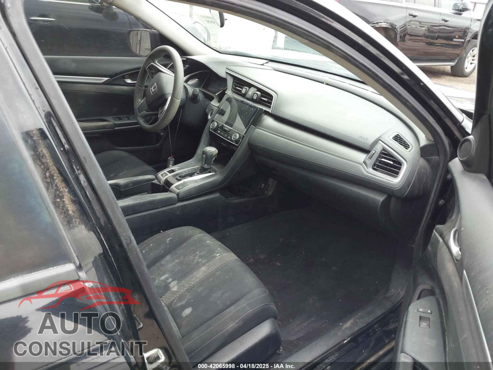 HONDA CIVIC 2018 - 19XFC2F72JE021815
