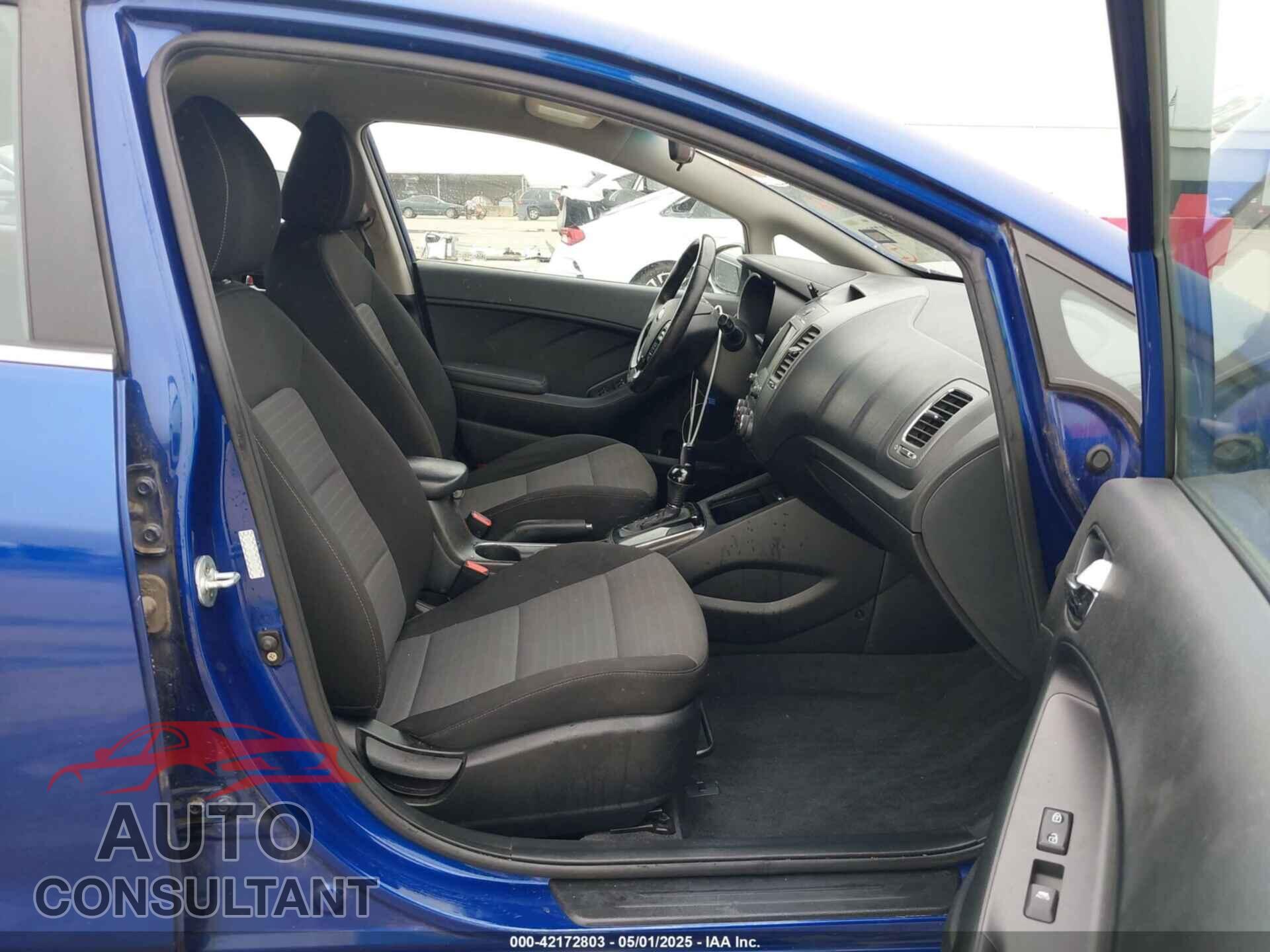 KIA FORTE 2017 - 3KPFL4A74HE043389