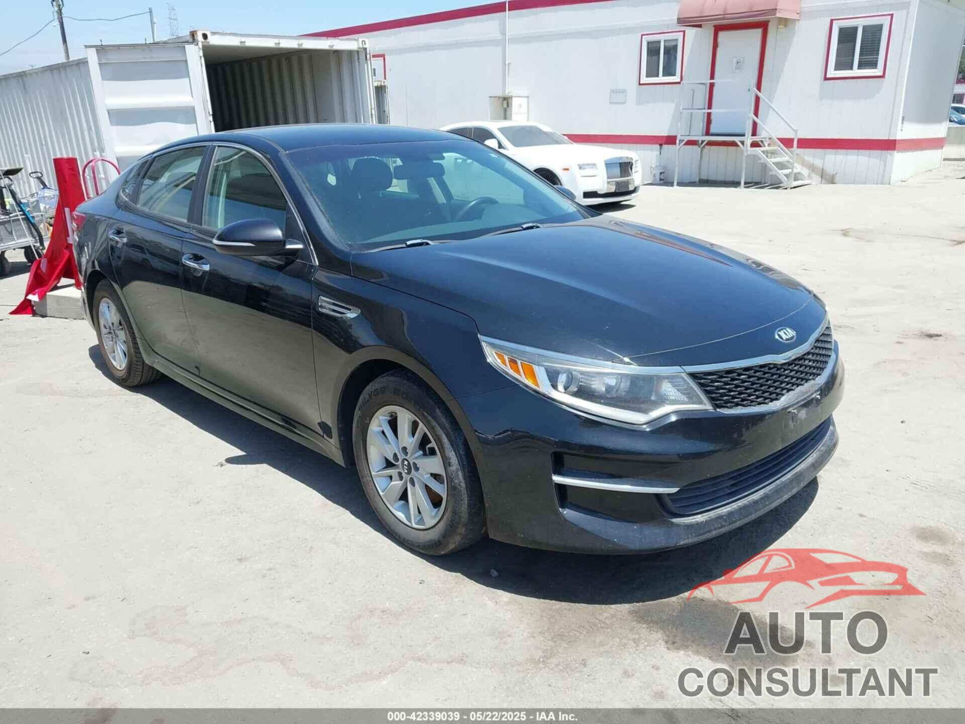 KIA OPTIMA 2018 - 5XXGT4L32JG215768