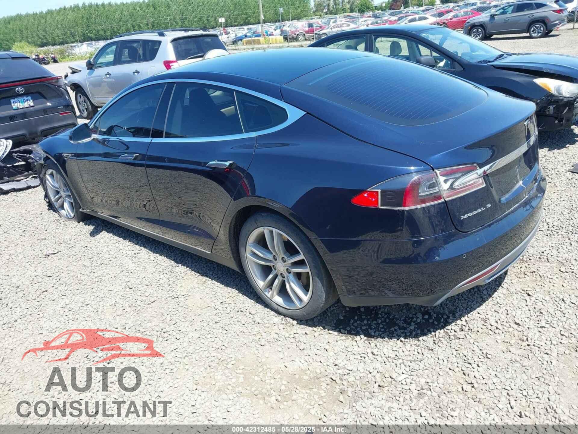 TESLA MODEL S 2014 - 5YJSA1H18EFP31969