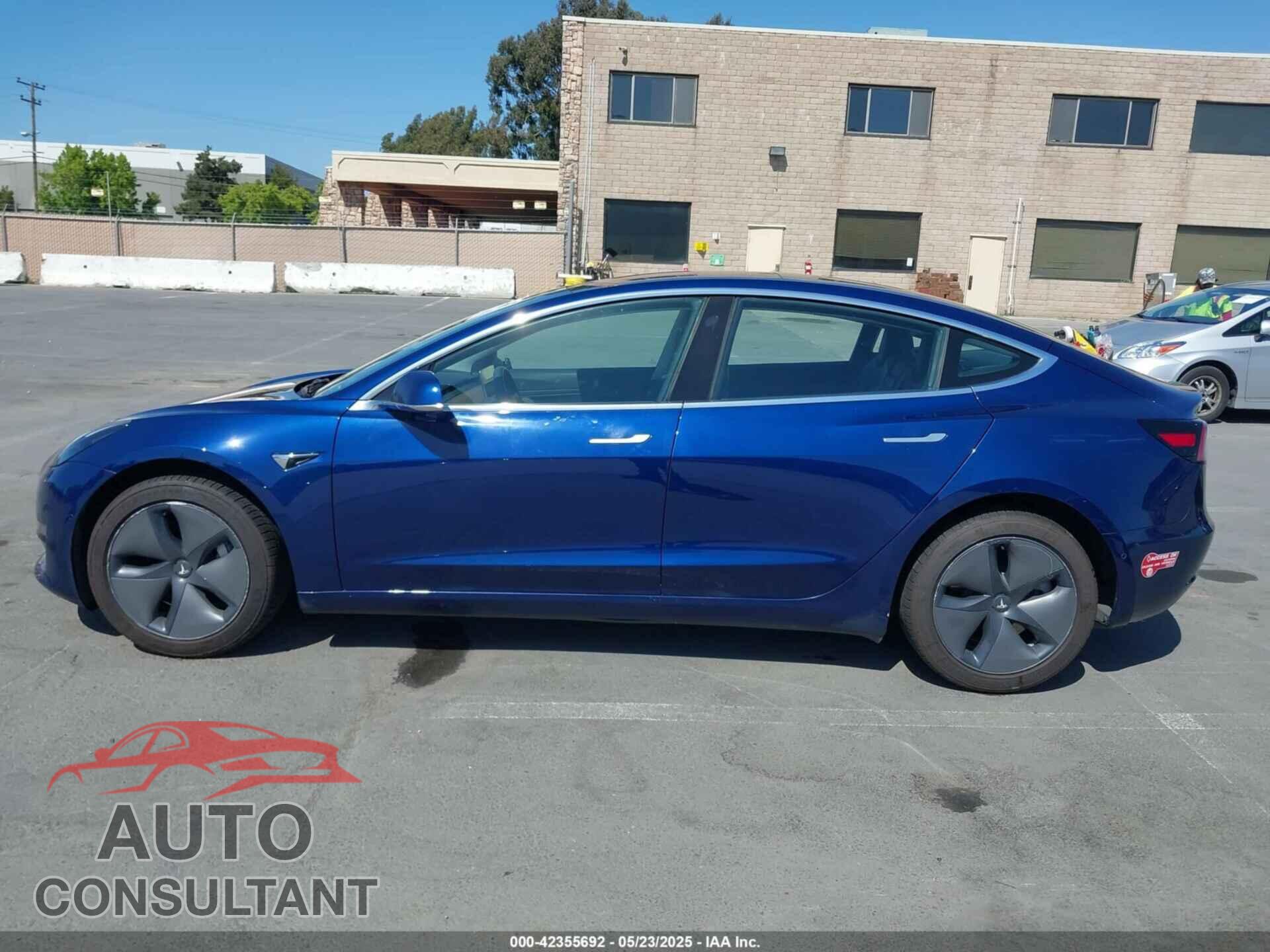 TESLA MODEL 3 2018 - 5YJ3E1EA5JF076614