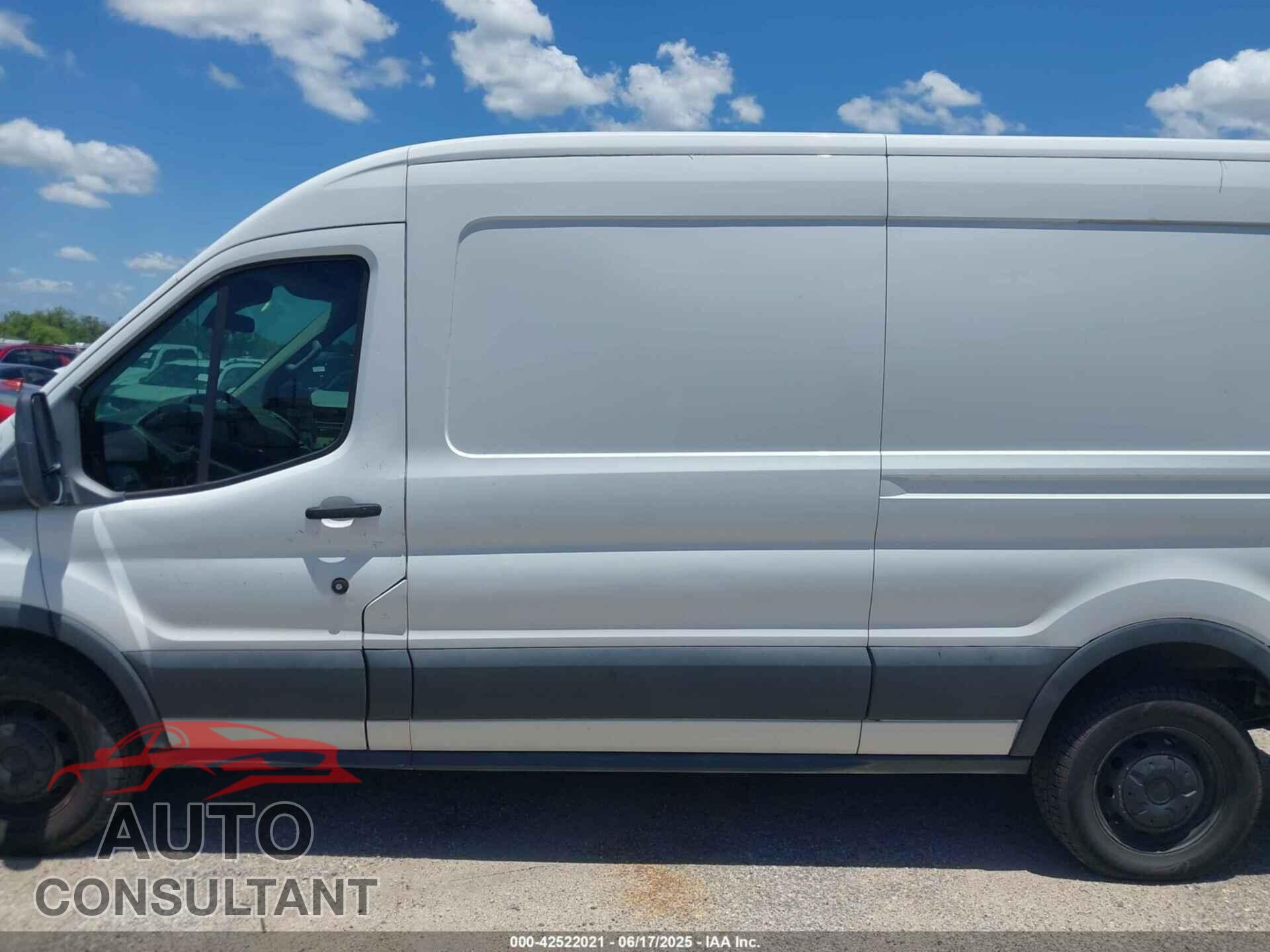 FORD TRANSIT-250 2015 - 1FTYR2CG0FKA15544