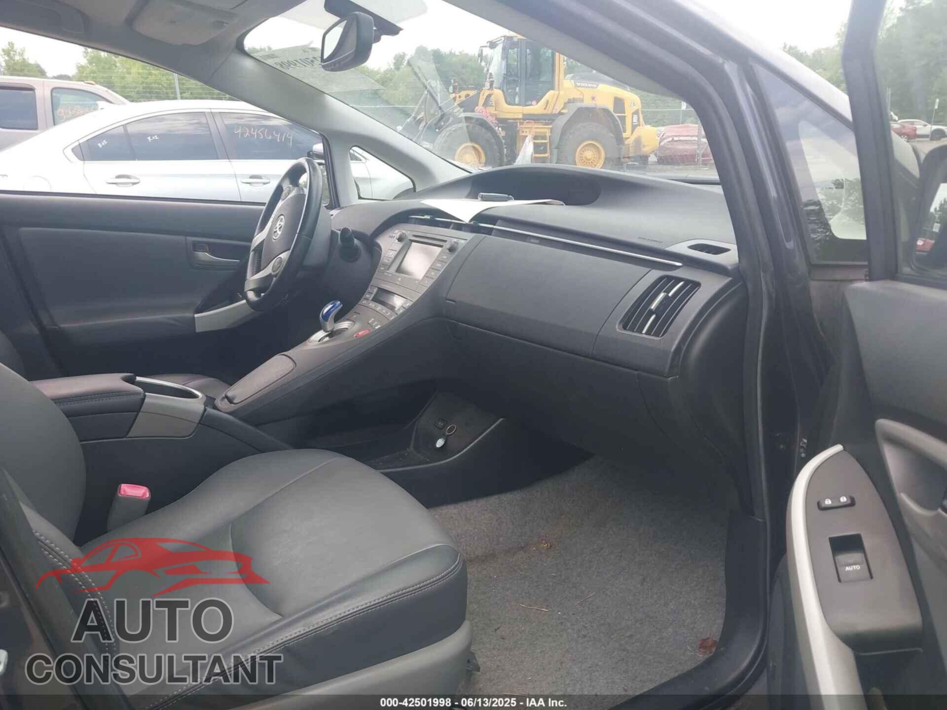 TOYOTA PRIUS 2012 - JTDKN3DU5C1615005