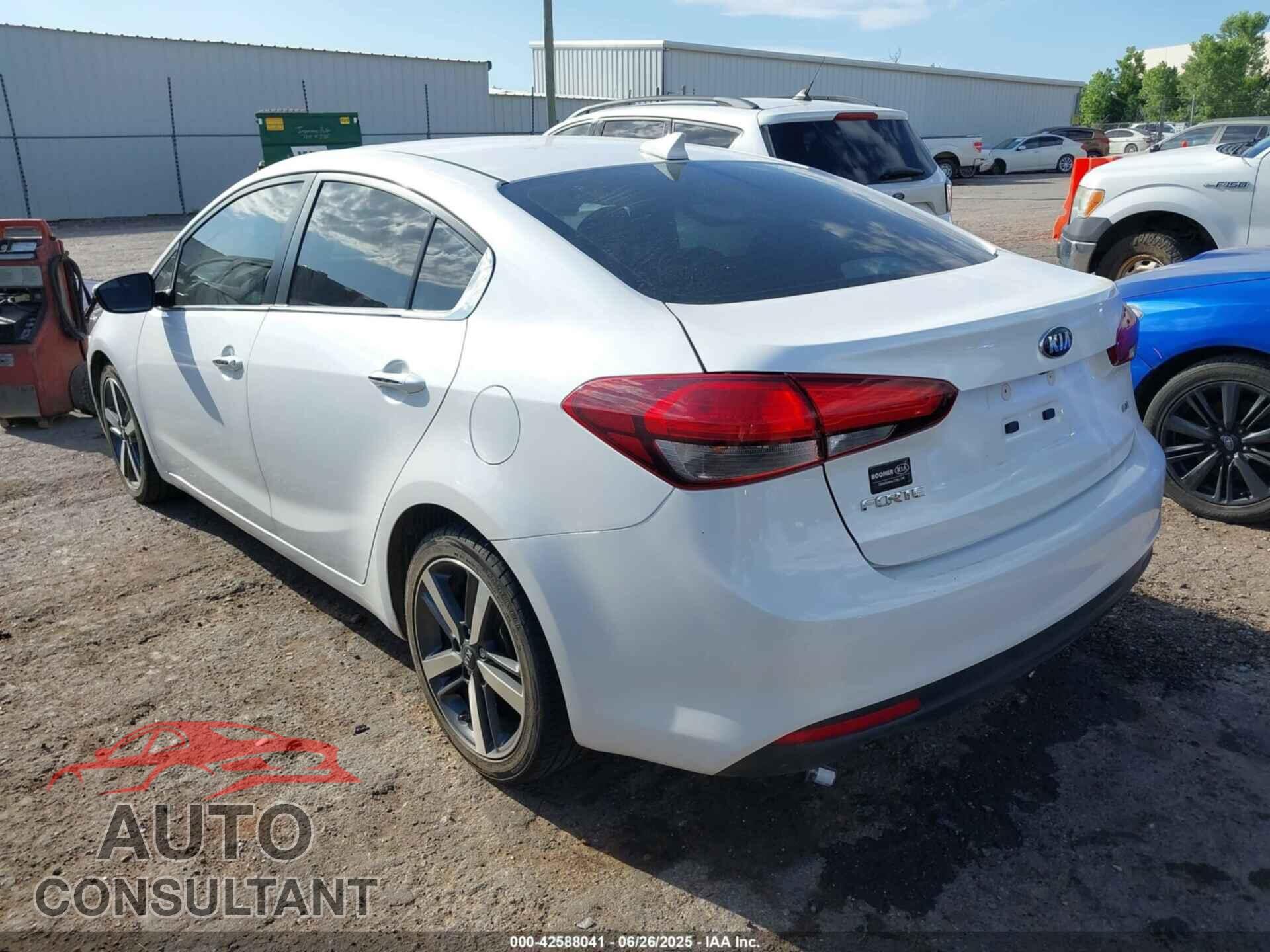 KIA FORTE 2017 - 3KPFN4A89HE074043