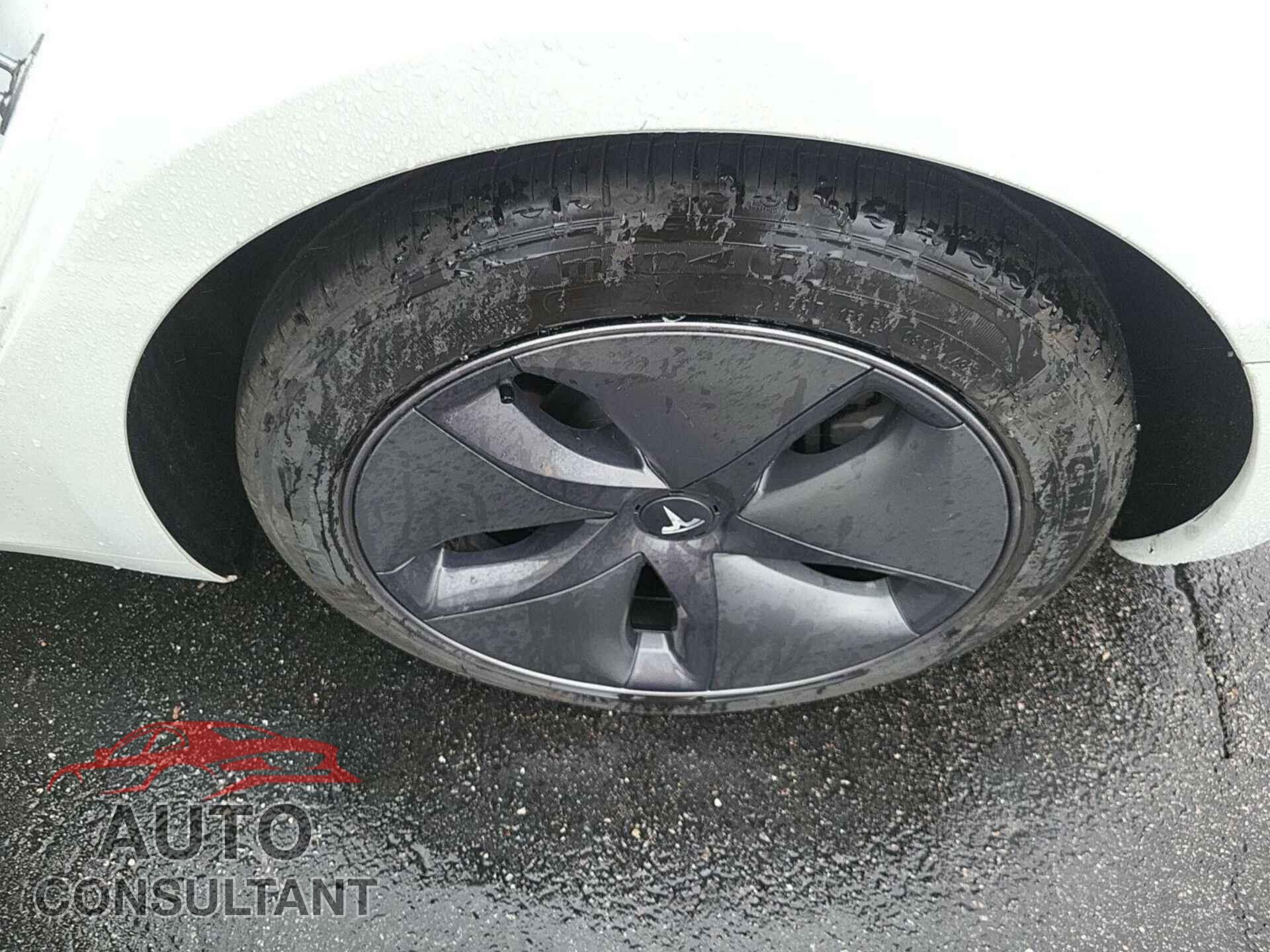 TESLA MODEL 3 2020 - 5YJ3E1EB7LF800959