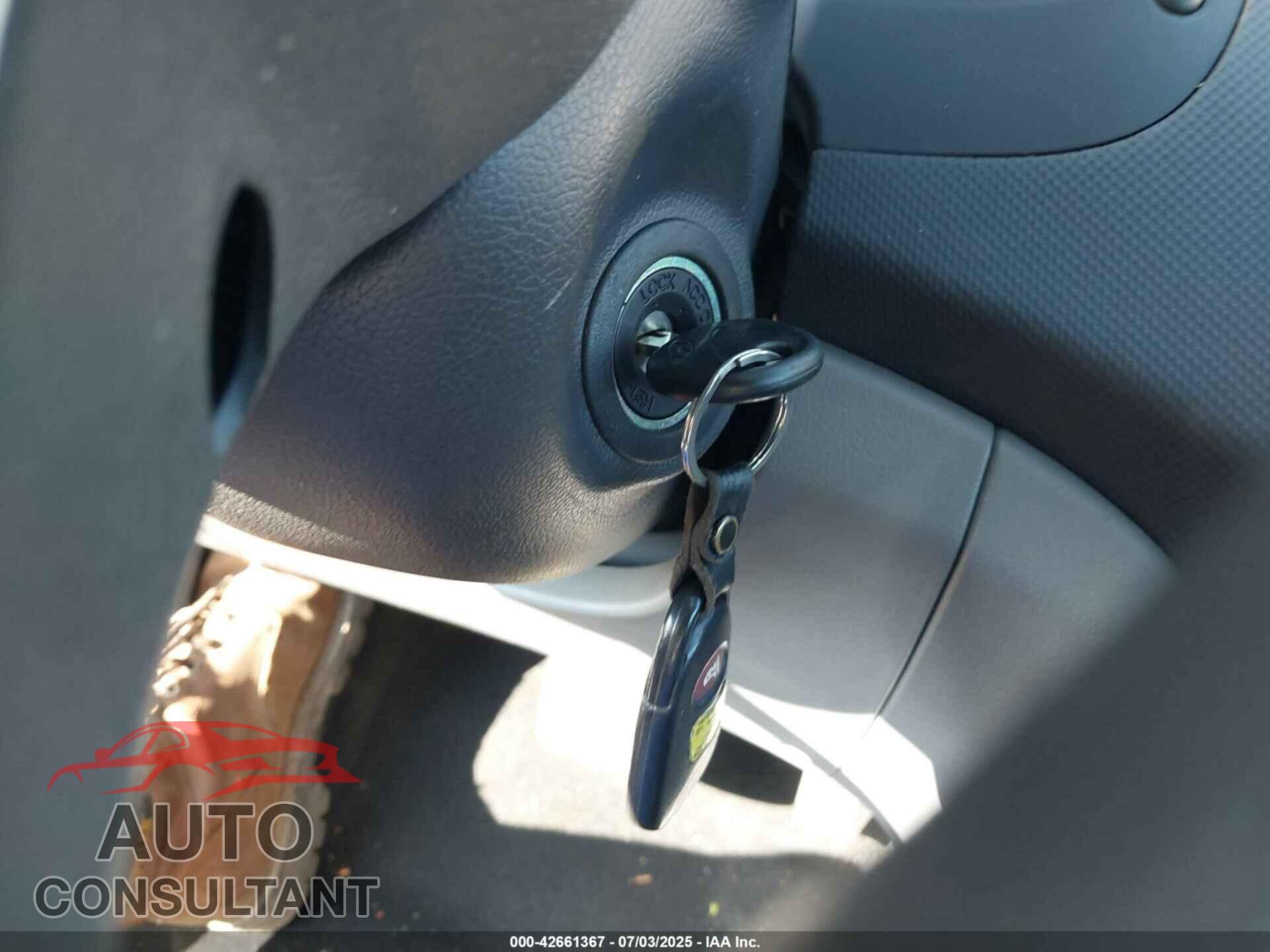 HYUNDAI ACCENT 2013 - KMHCU4AE4DU321472