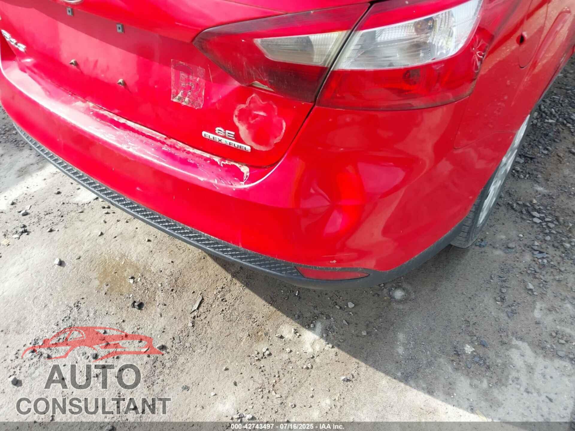 FORD FOCUS 2012 - 1FAHP3F25CL477153