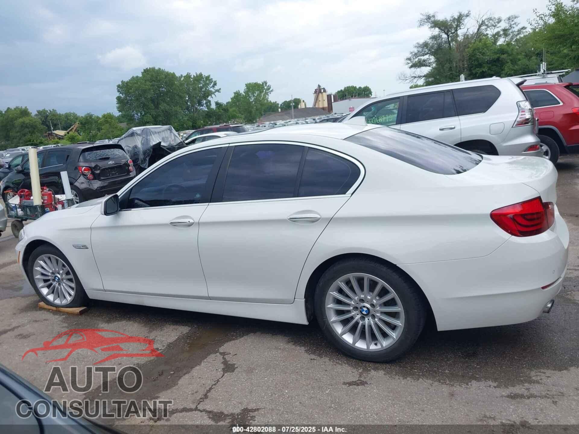 BMW 535I 2012 - WBAFR7C56CC808076