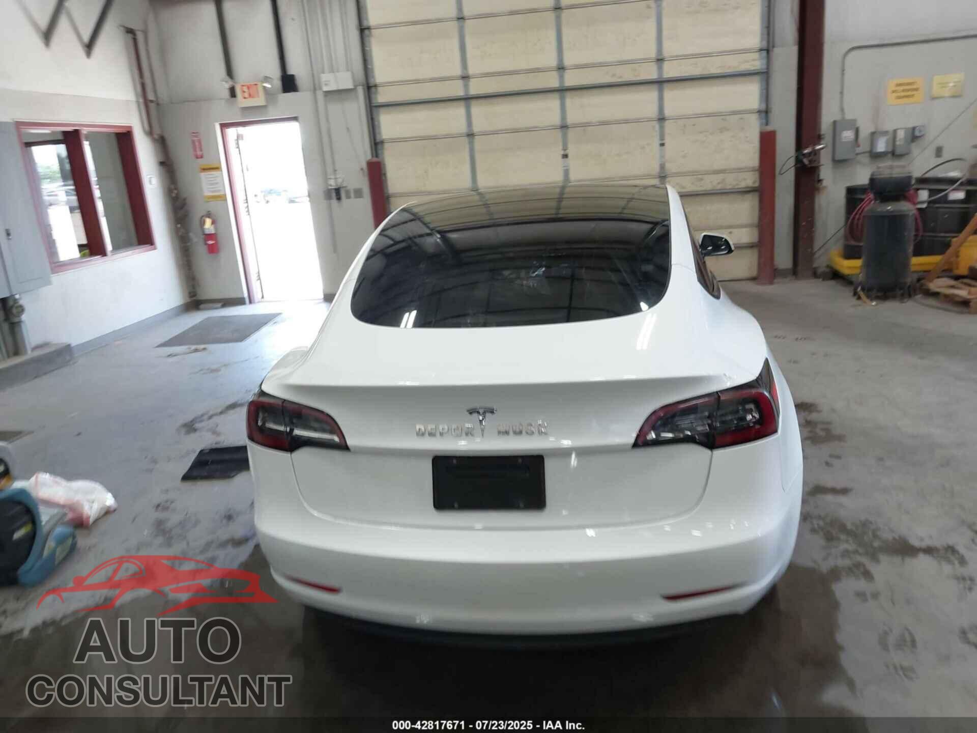TESLA MODEL 3 2023 - 5YJ3E1EA3PF541299
