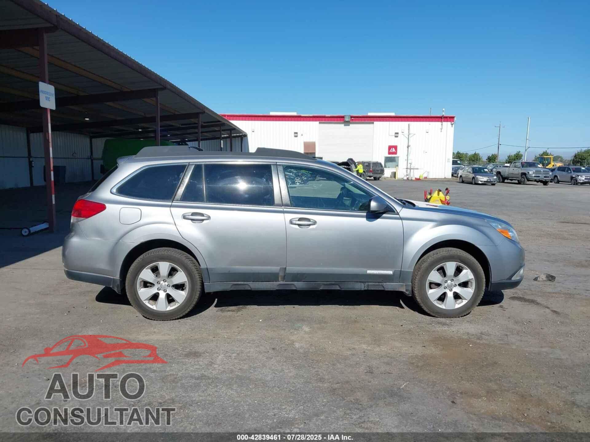 SUBARU OUTBACK 2010 - 4S4BRBGC7A3331941