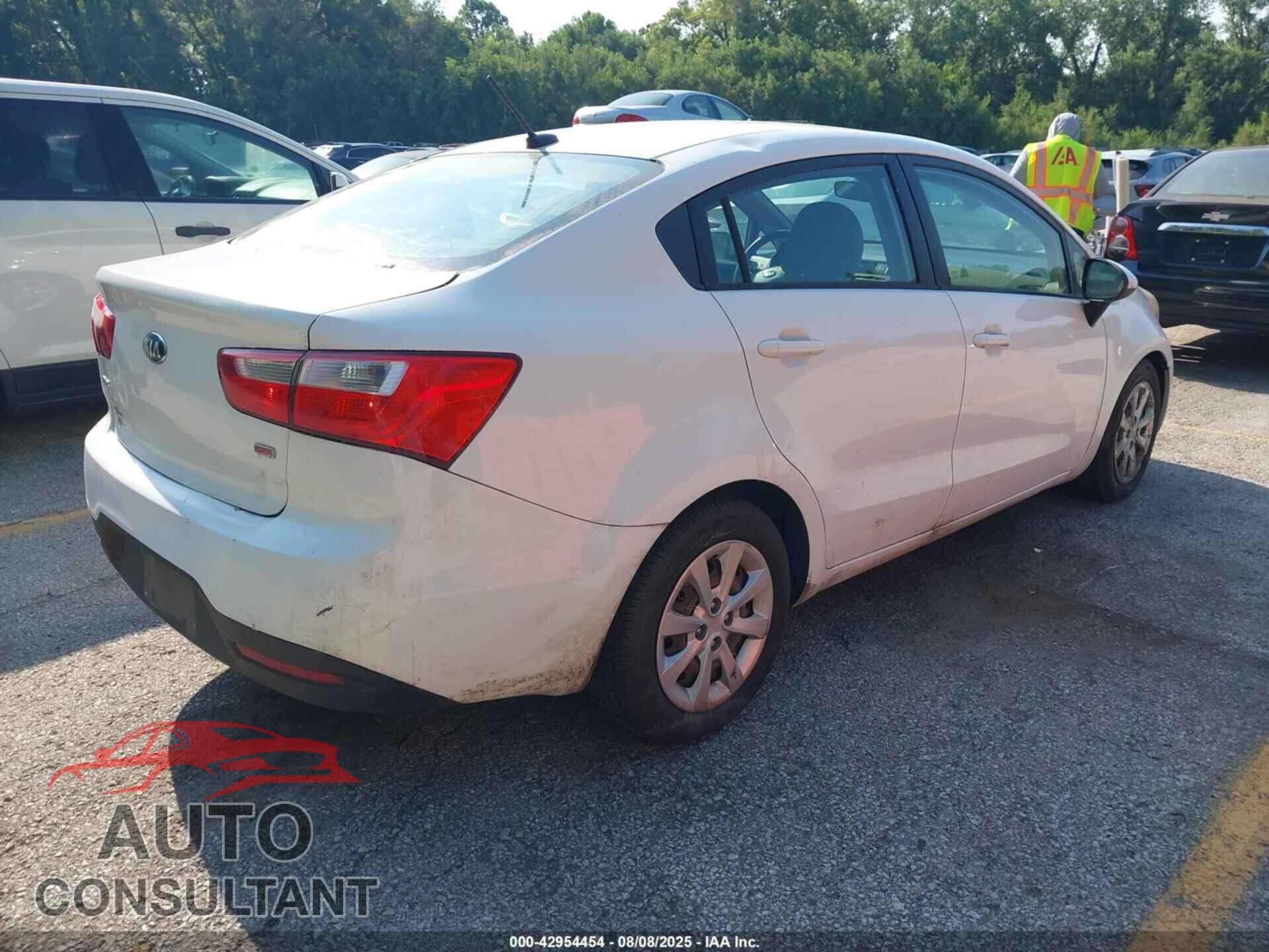 KIA RIO 2014 - KNADM4A38E6384746