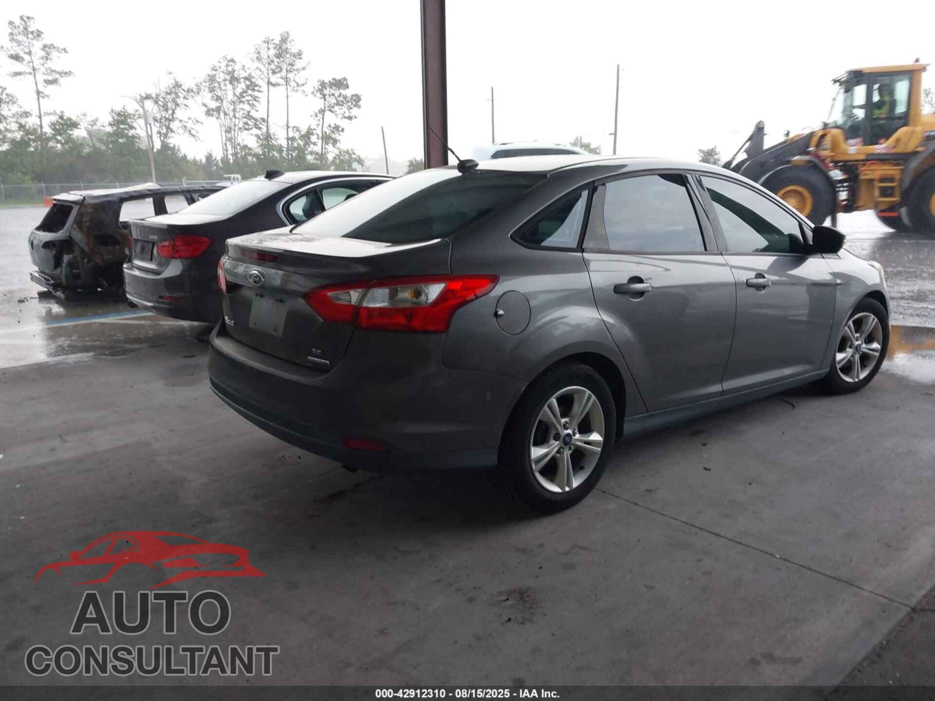 FORD FOCUS 2014 - 1FADP3F24EL291993