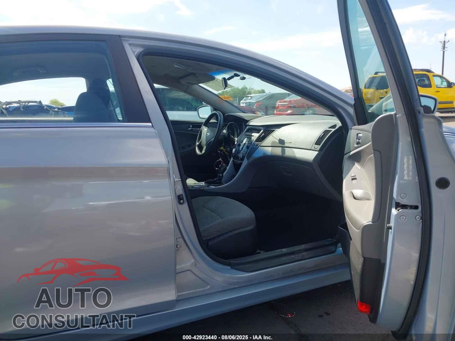 HYUNDAI SONATA 2011 - 5NPEB4AC5BH022095