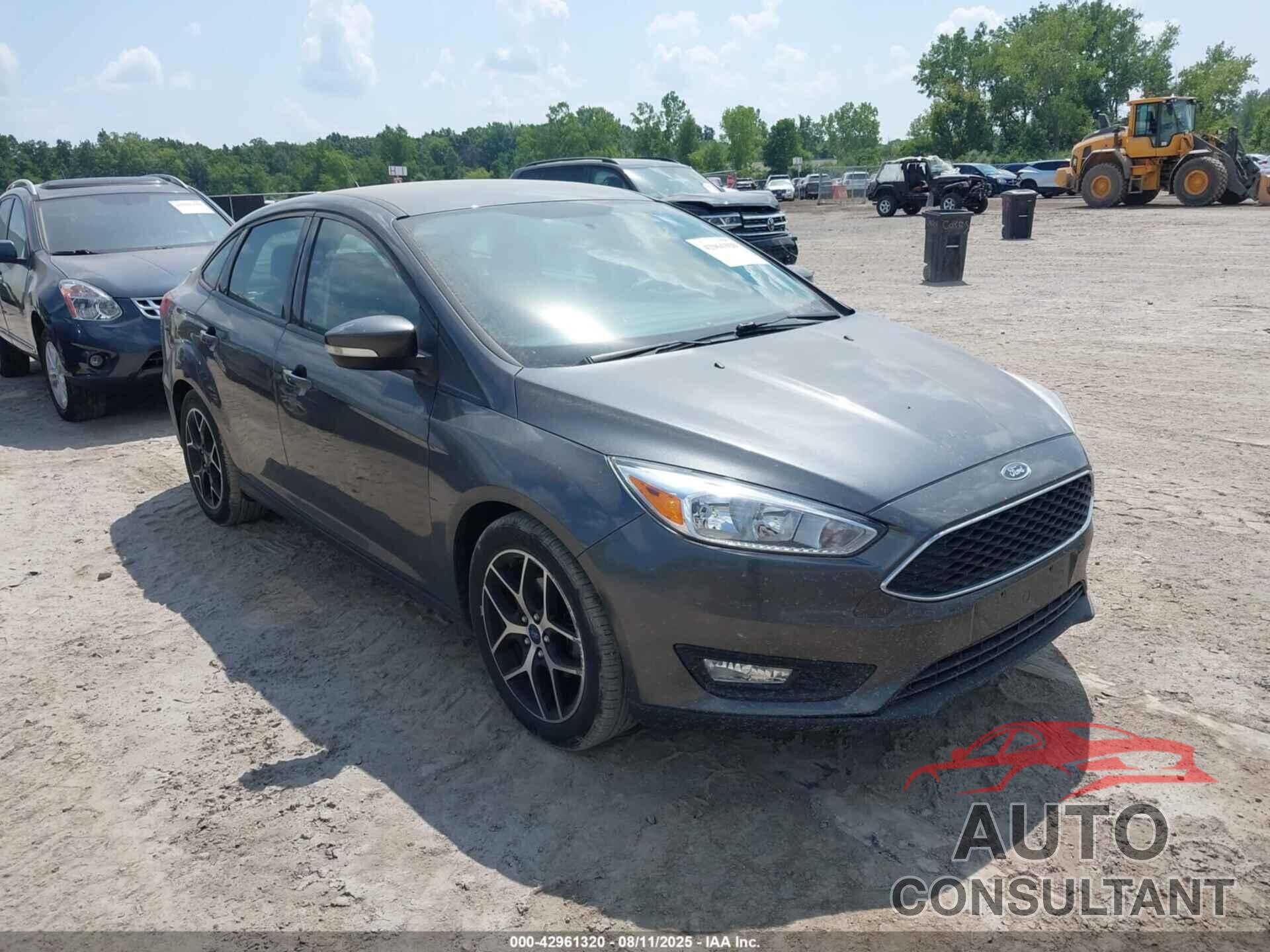 FORD FOCUS 2016 - 1FADP3F21GL208426