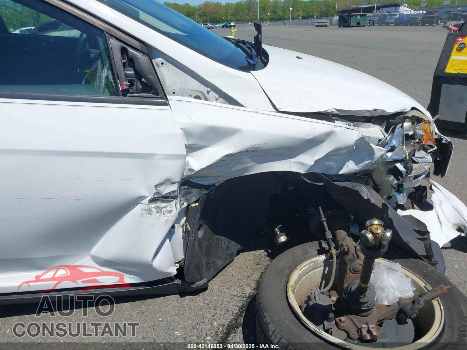 FORD FOCUS 2013 - 1FADP3F23DL240421