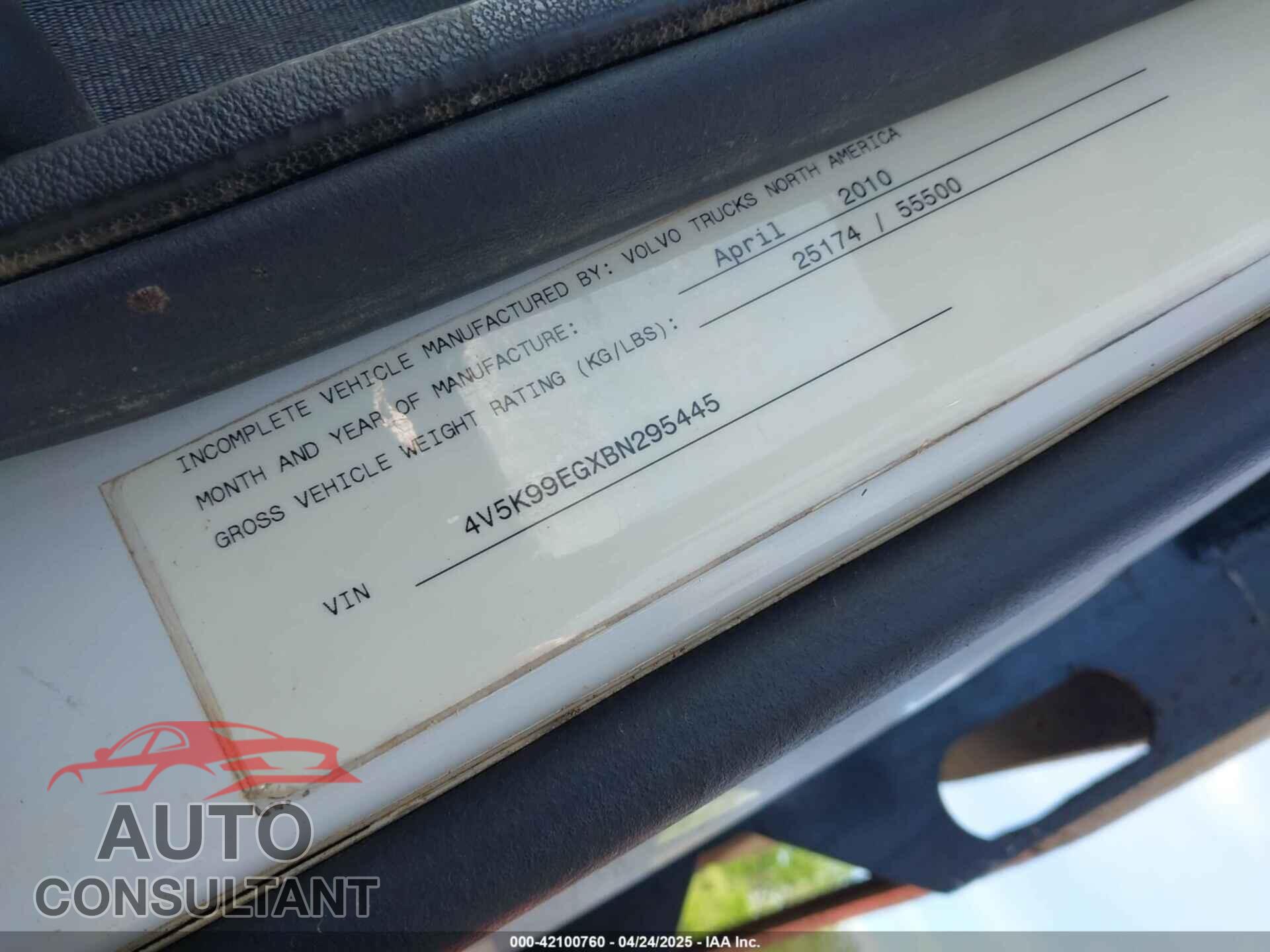 VOLVO VHD 2011 - 4V5K99EGXBN295445