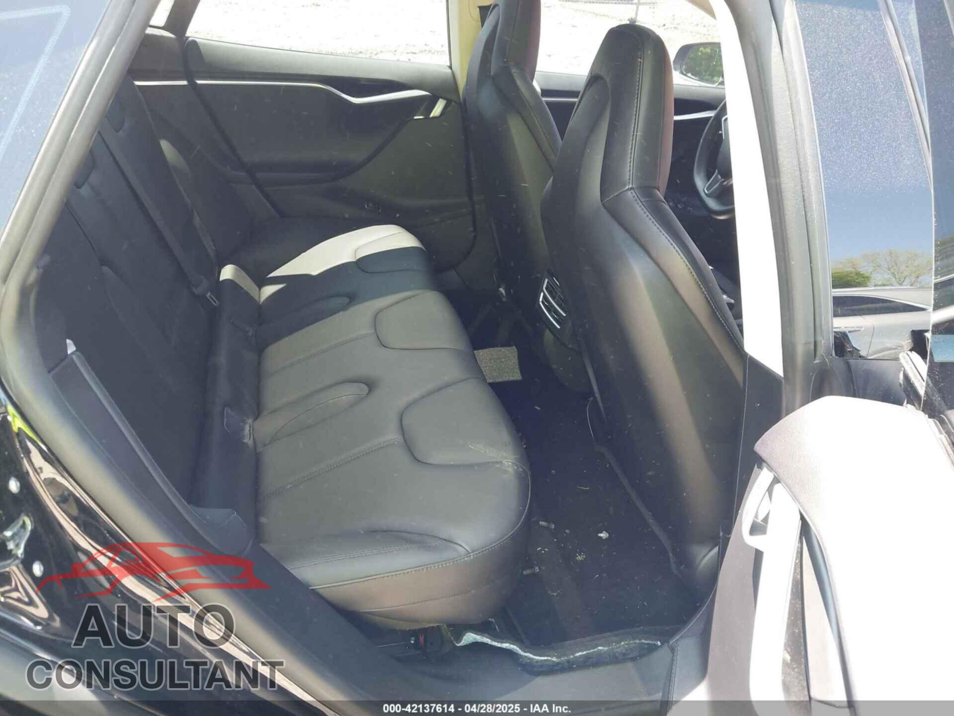 TESLA MODEL S 2013 - 5YJSA1DN9DFP13150