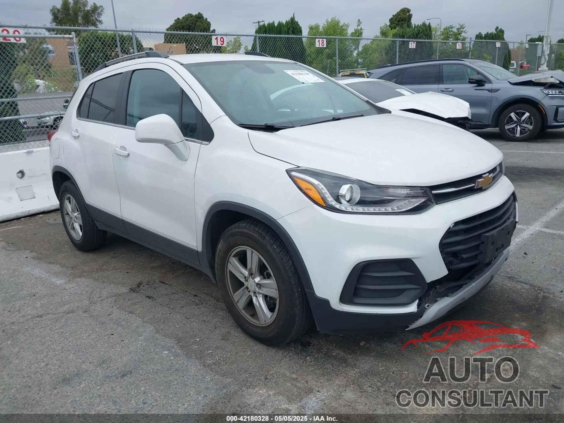 CHEVROLET TRAX 2020 - 3GNCJLSB3LL232259