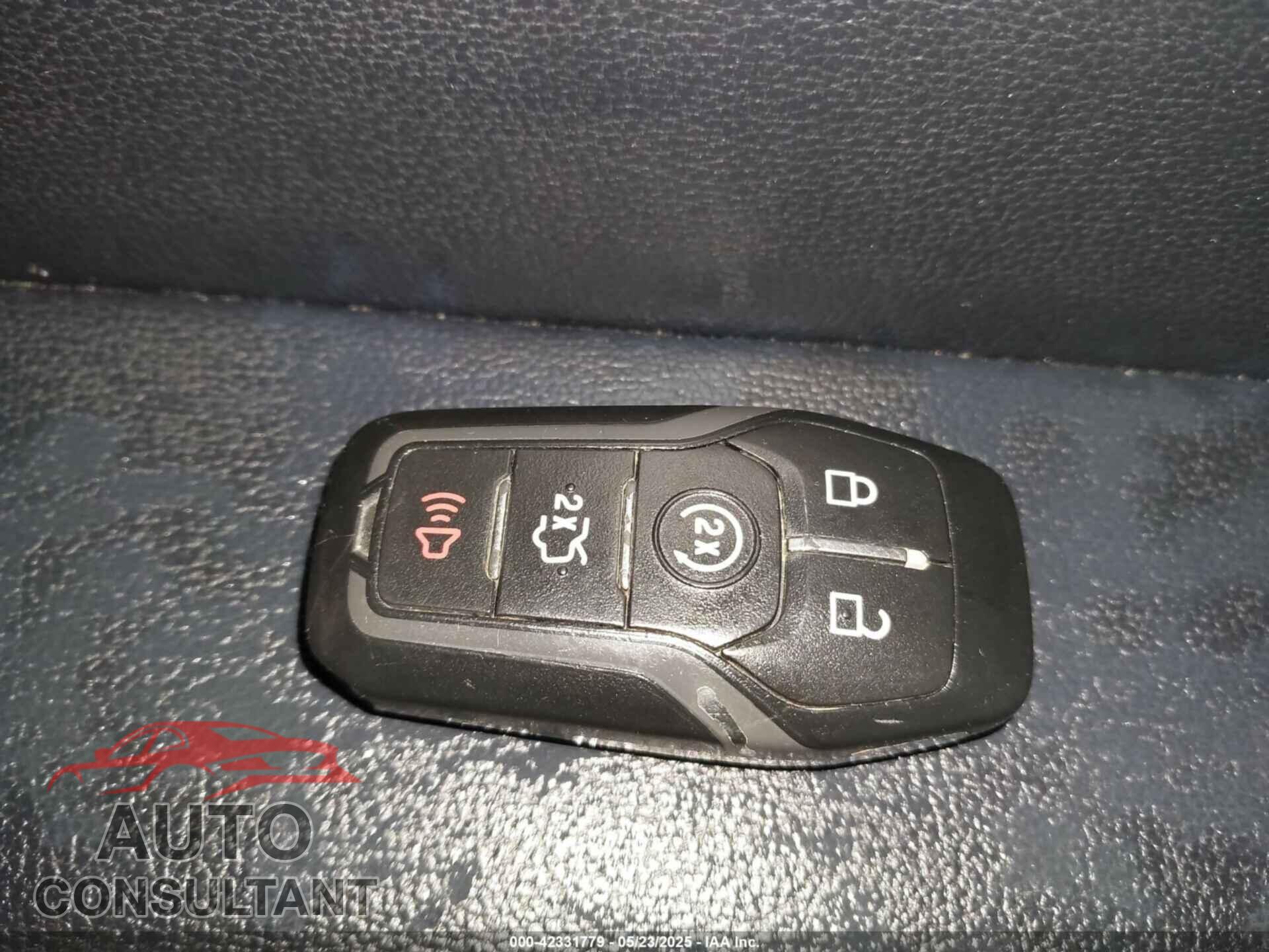 FORD EXPLORER 2017 - 1FM5K8D86HGD47605
