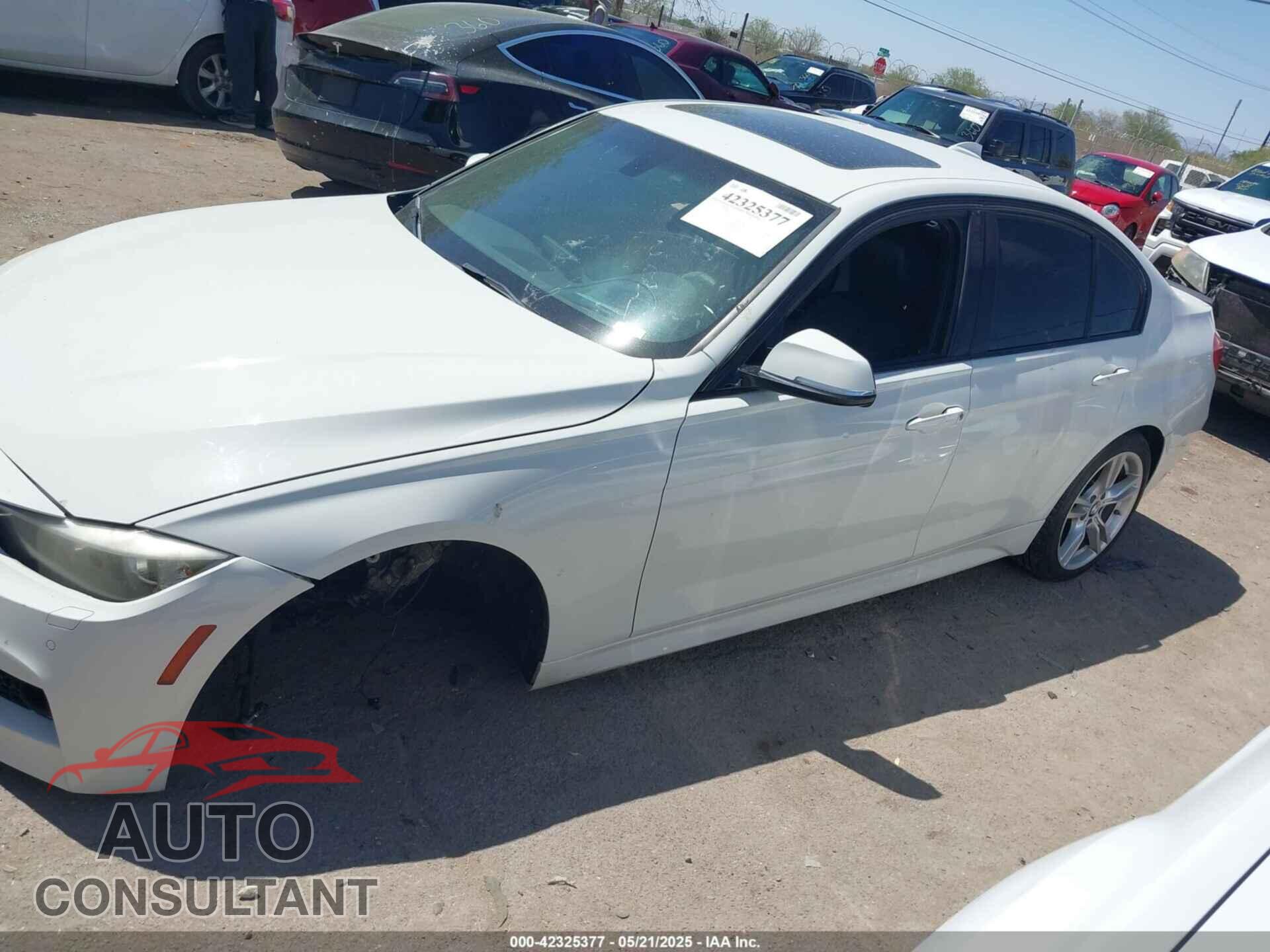 BMW 328I 2015 - WBA3B3C56FF547180