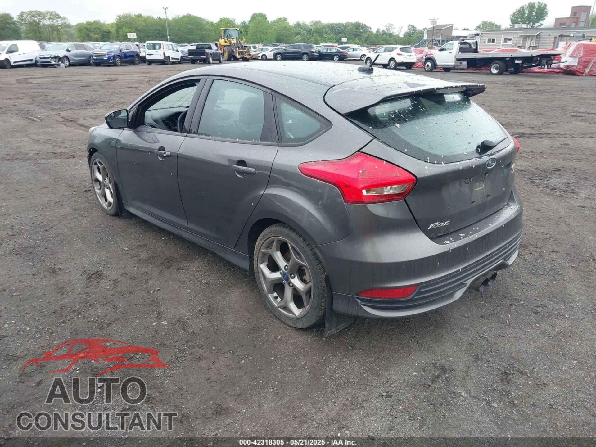 FORD FOCUS ST 2017 - 1FADP3L95HL275307