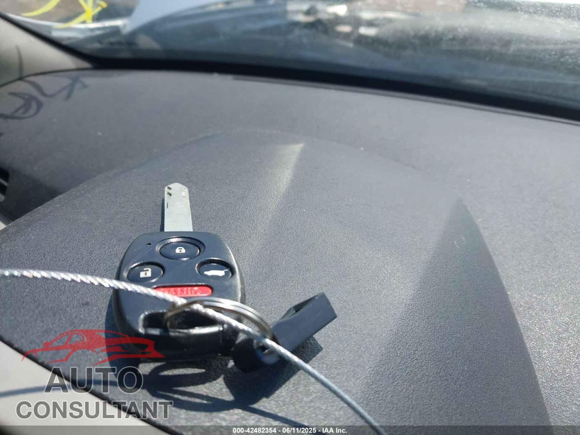 HONDA PILOT 2012 - 5FNYF4H21CB012839