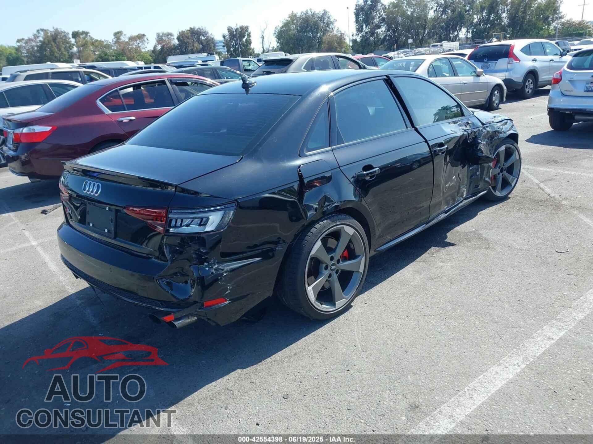 AUDI S4 2018 - WAUC4AF47JA004153