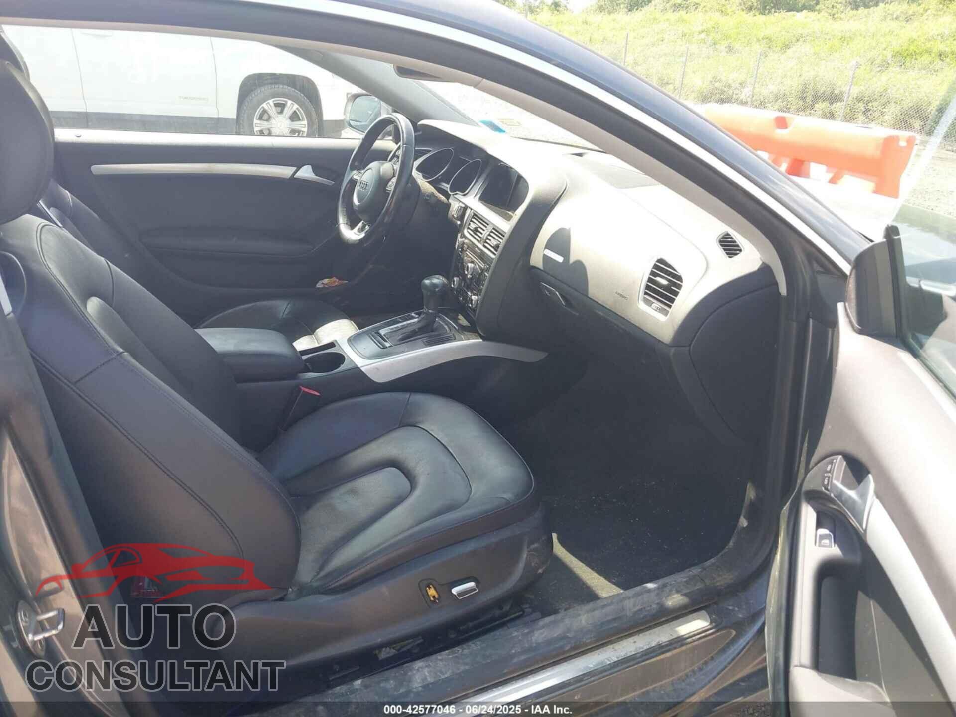 AUDI A5 2013 - WAUCFAFR2DA031920