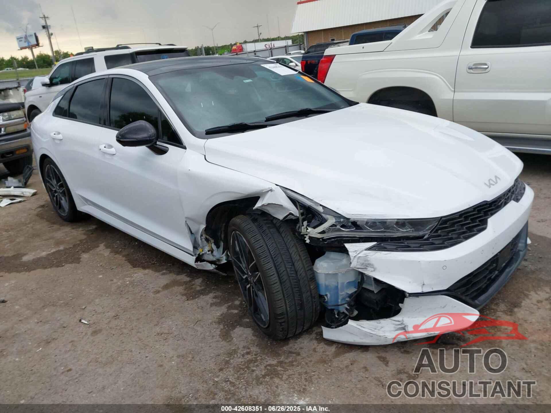 KIA K5 2022 - 5XXG44J80NG156186